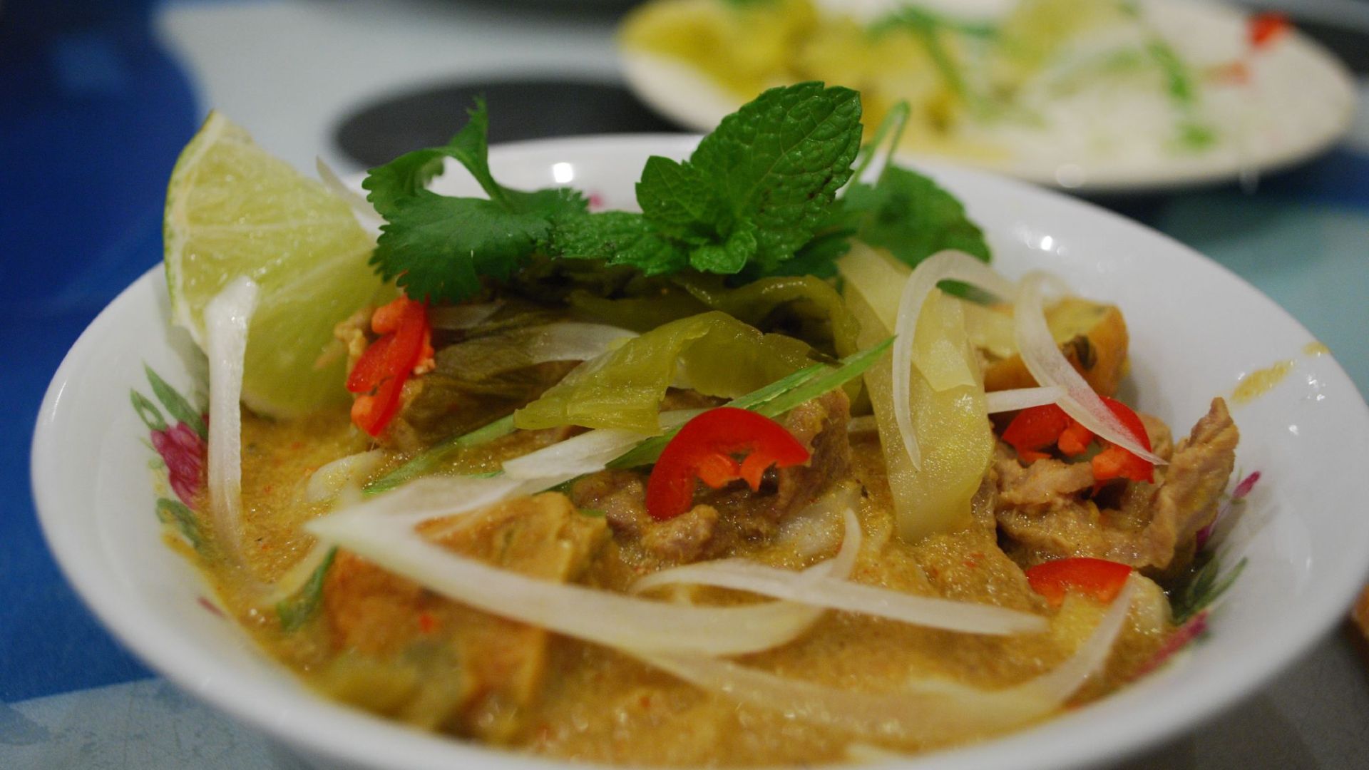 20. Khanom Jeen Nam Ya