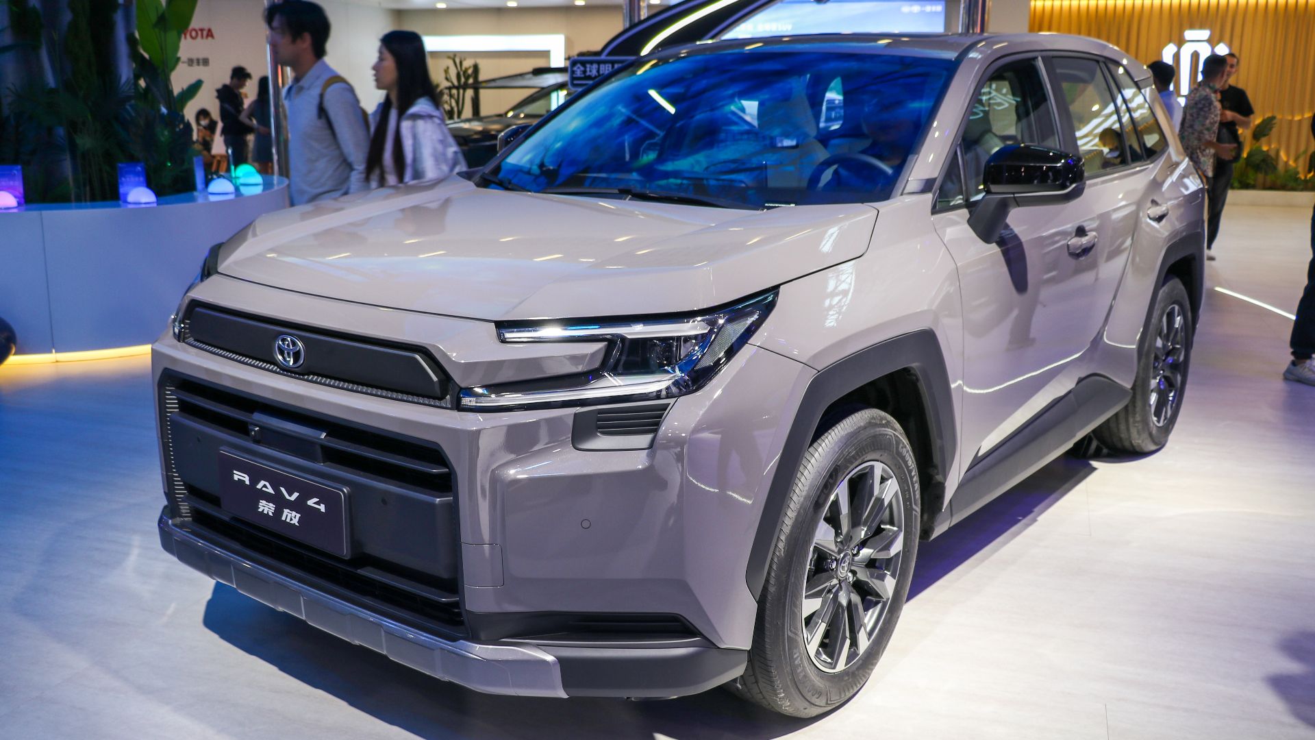 6. Toyota RAV4 (2026)