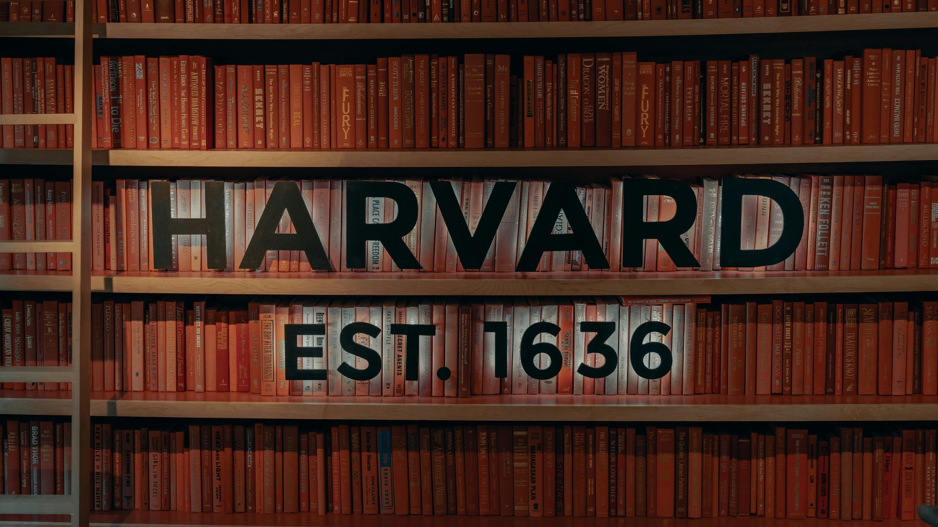 16. La carte « WE SUCK » (Nous sommes nuls) de Harvard-Yale