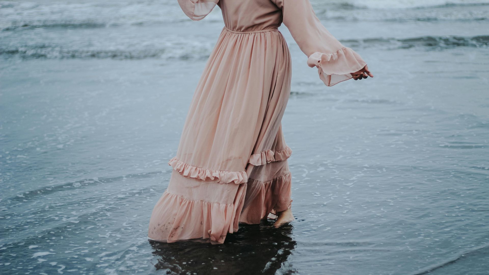 3. La robe longue en mousseline