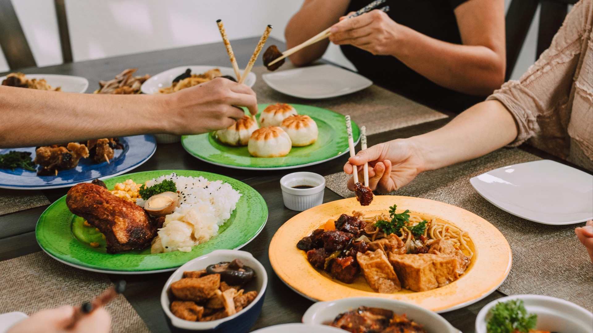 5. Les plats à partager sont plus agréables et plus respectueux