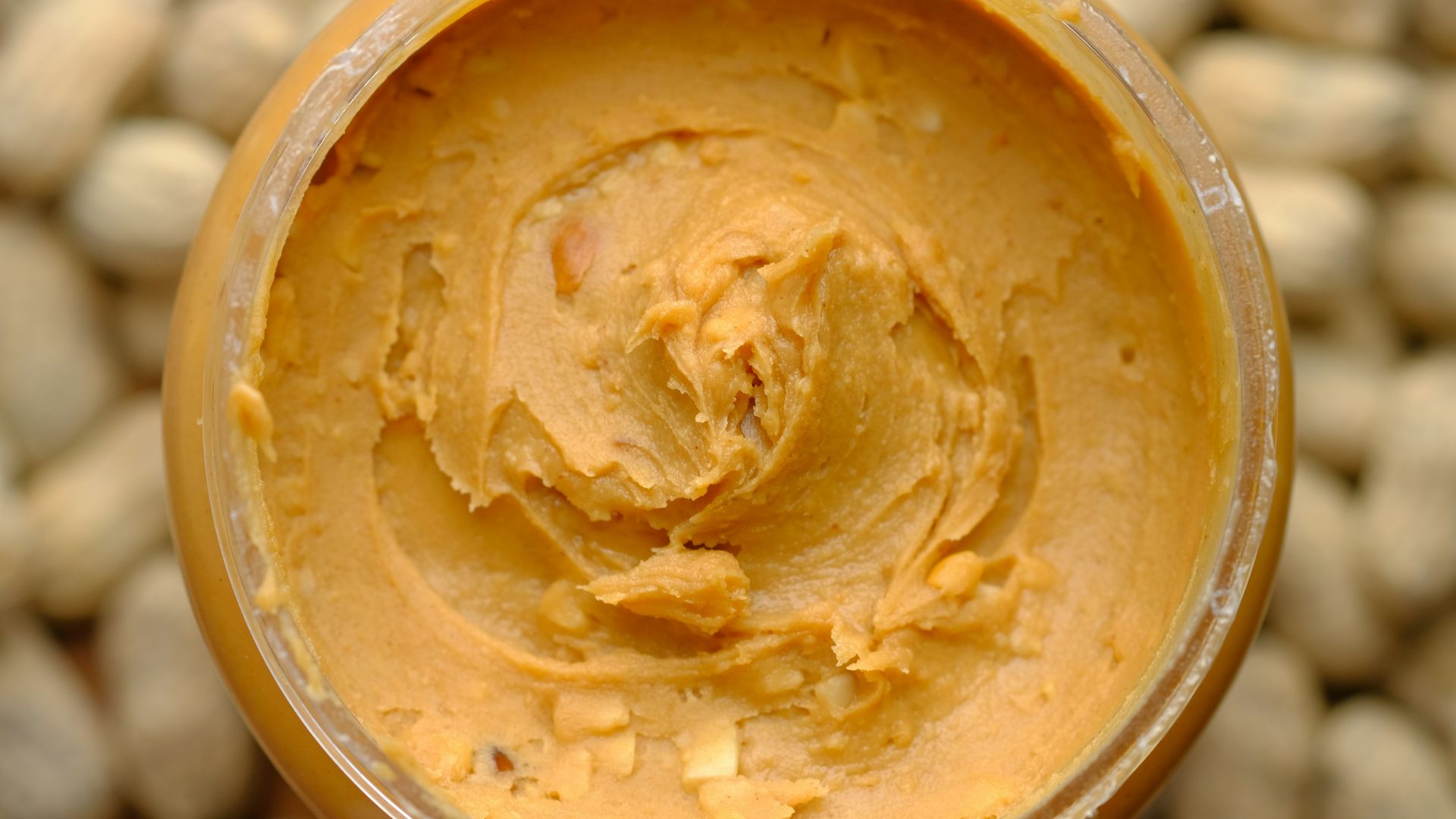 9. Beurre de cacahuète sur pain complet grillé 