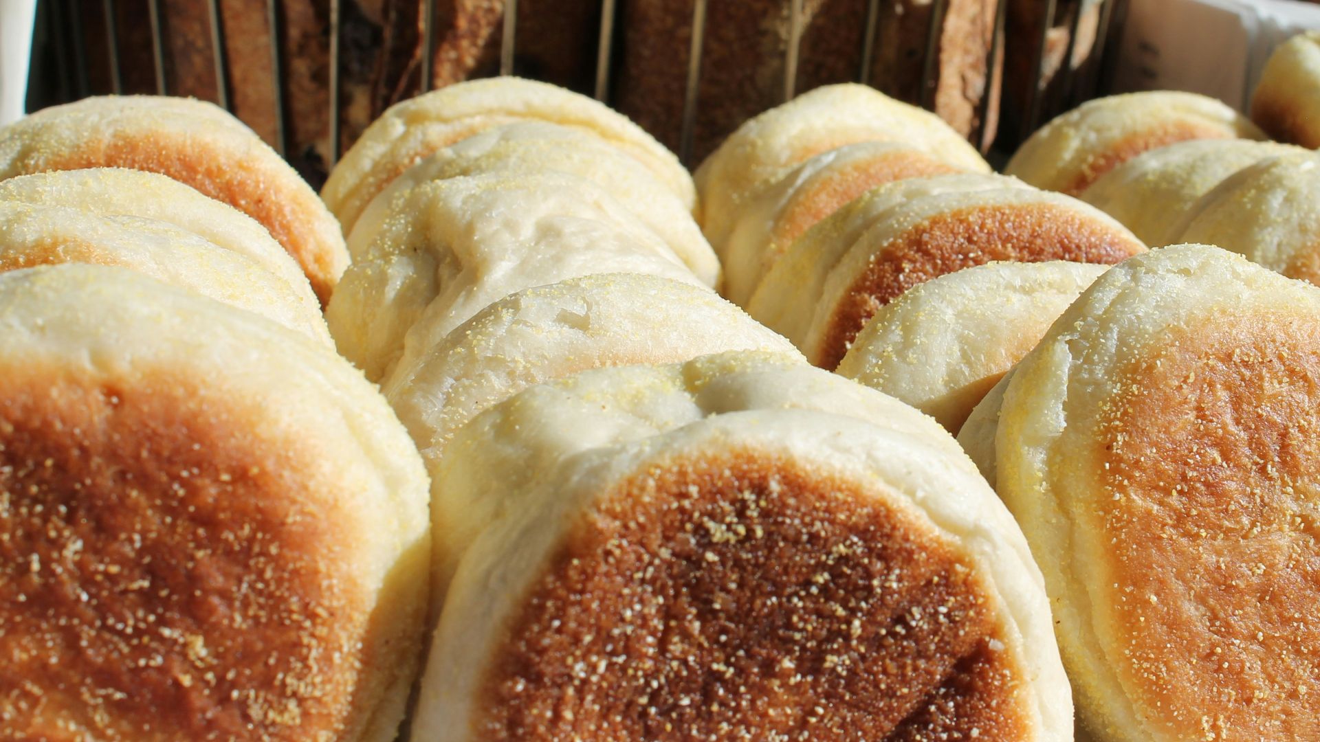 17. Muffin anglais complet avec œuf 