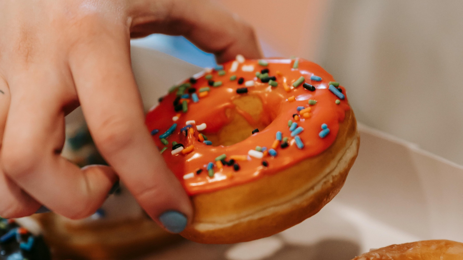 2. Vous pouvez profiter de friandises sans sombrer dans une spirale négative