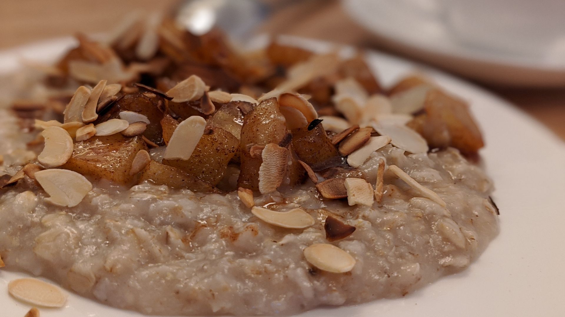 7. Porridge préparé la veille à la pomme et aux pommes caramélisées