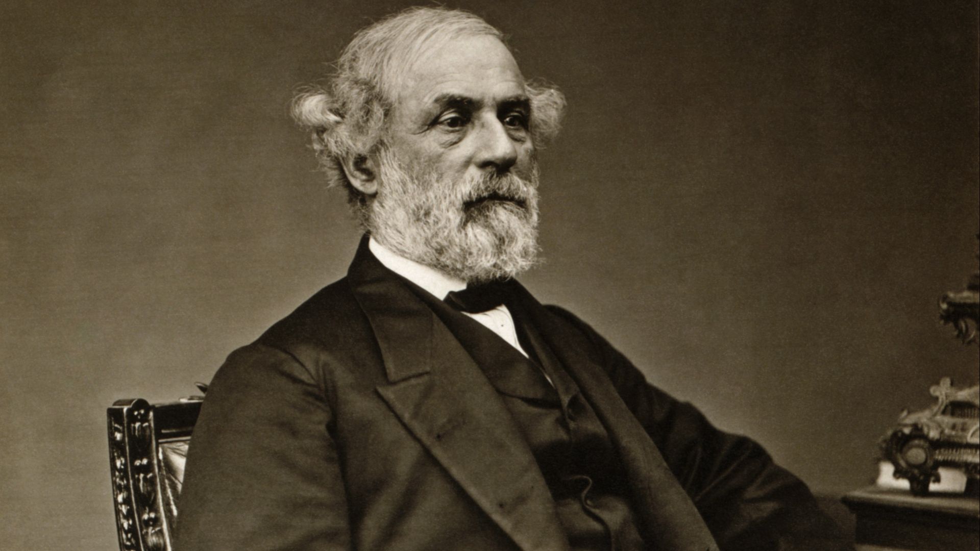 8. Robert E. Lee