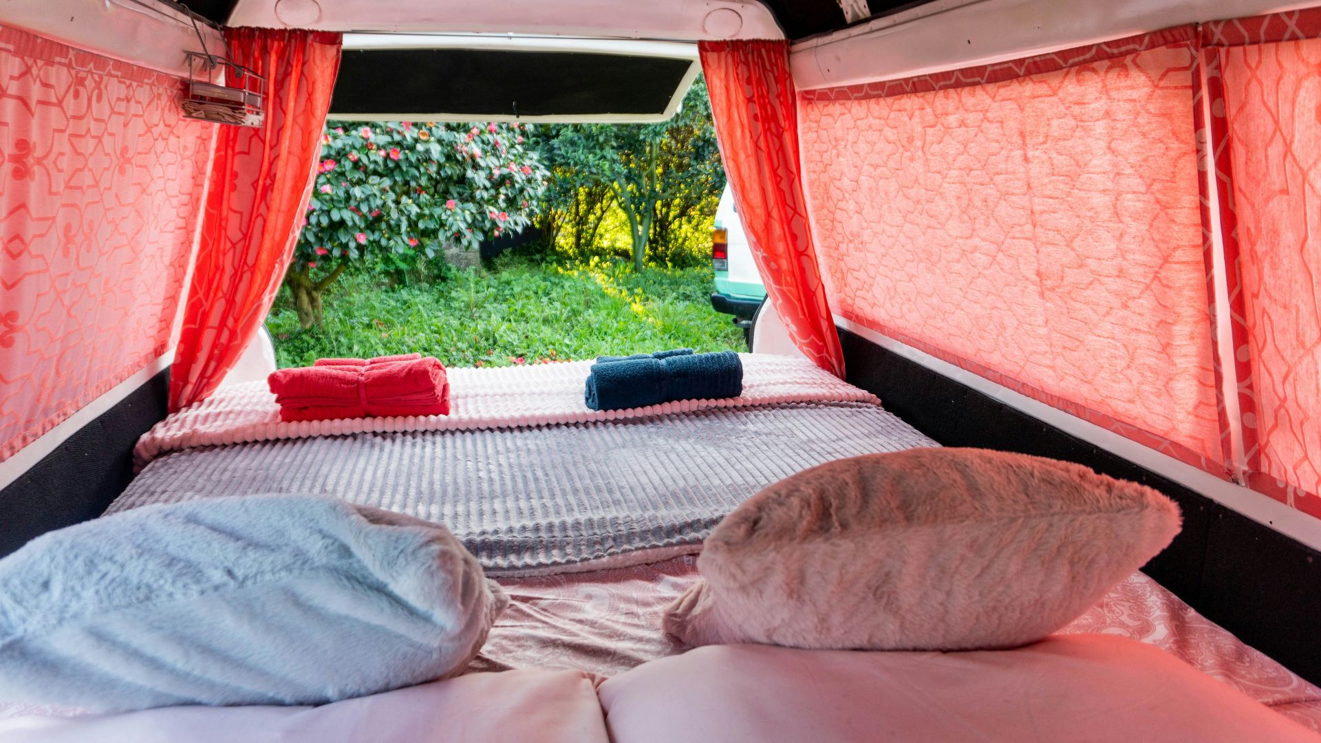 8. Rideaux et cloisons souples