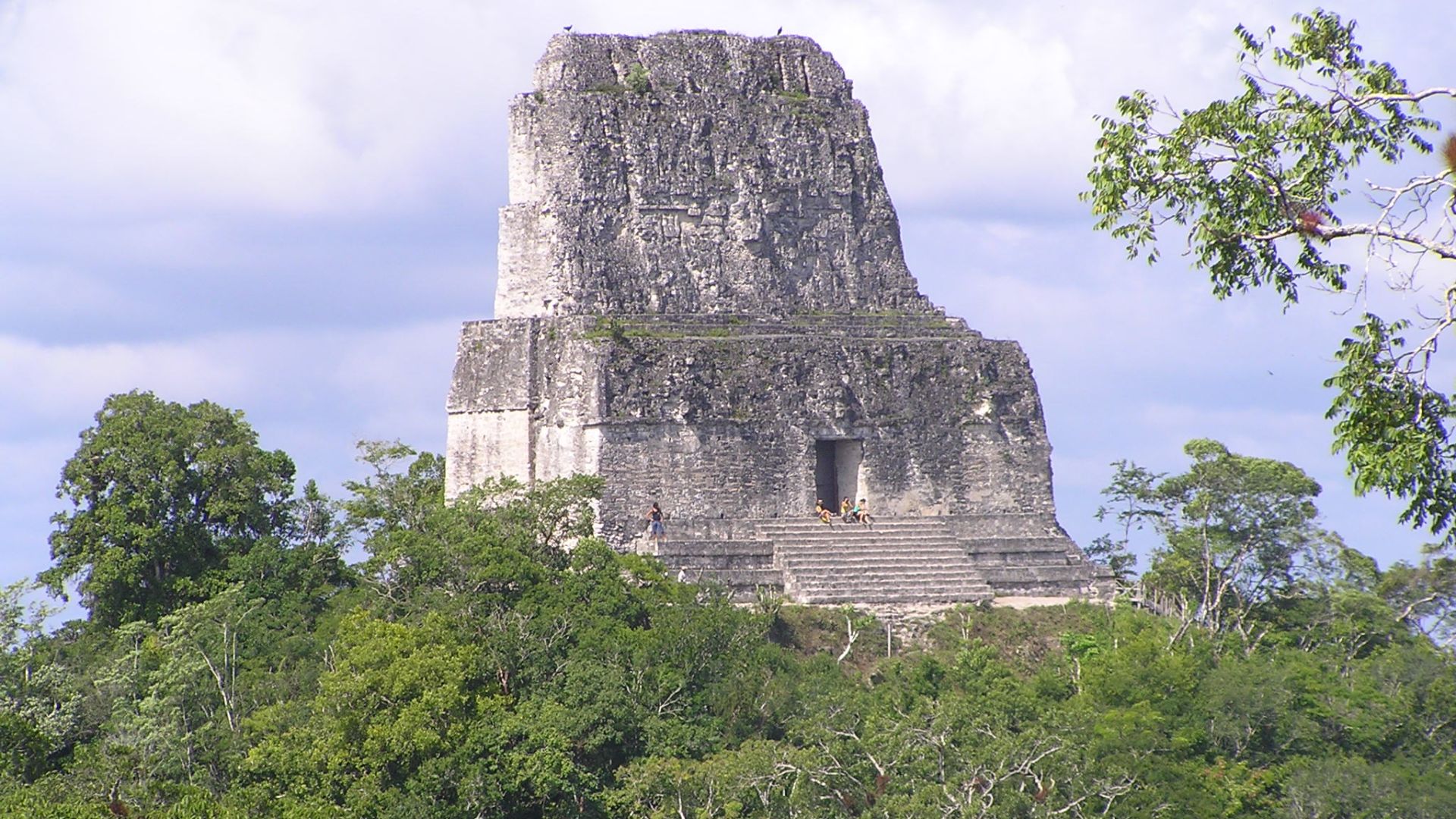 14. Tikal