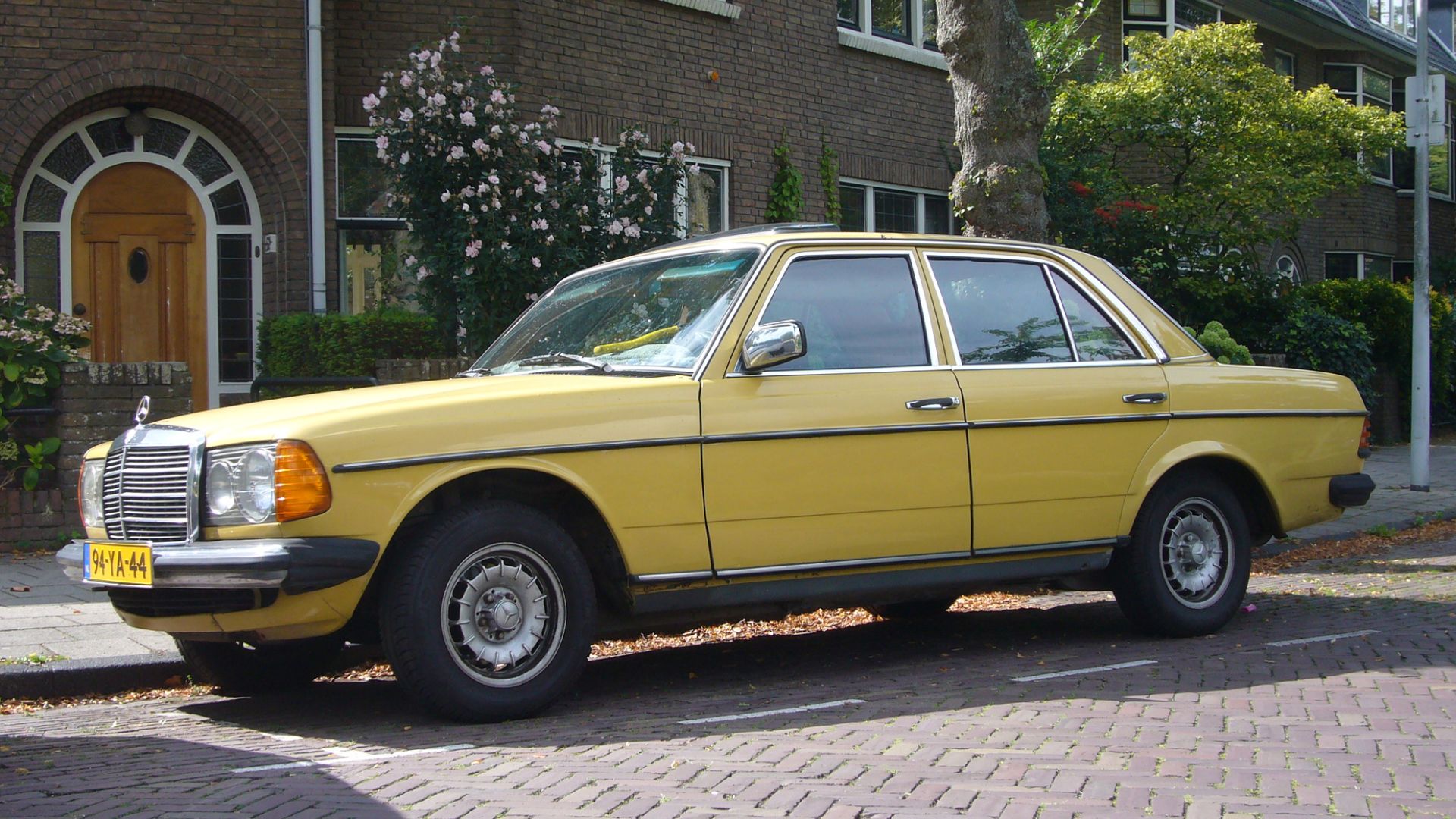 2. Mercedes-Benz 240D de 1976