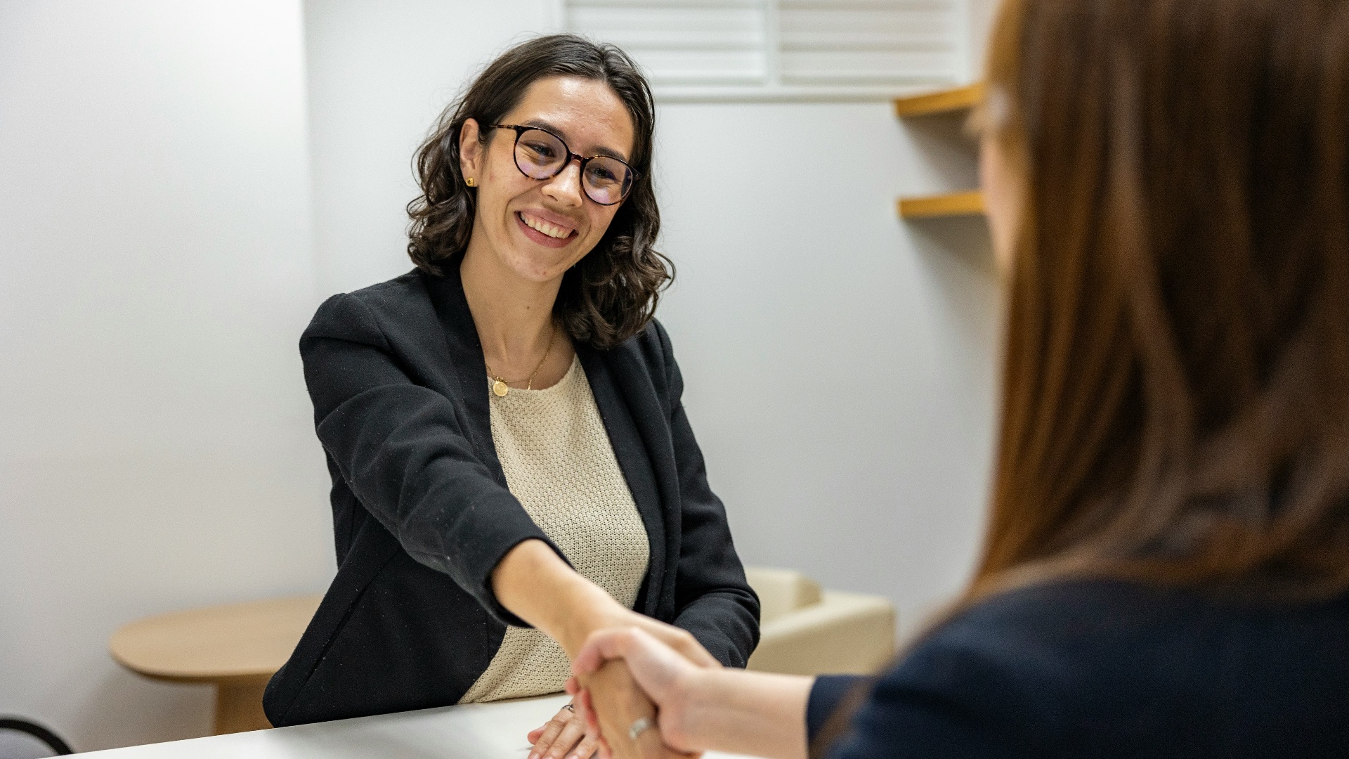 10. Cela peut renforcer votre confiance en vous dans les situations sociales ou professionnelles