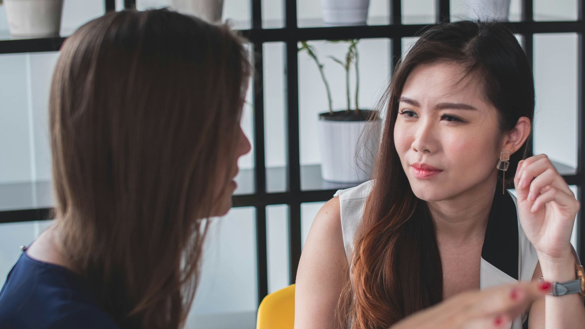 3. Elle vous demande votre opinion sincère