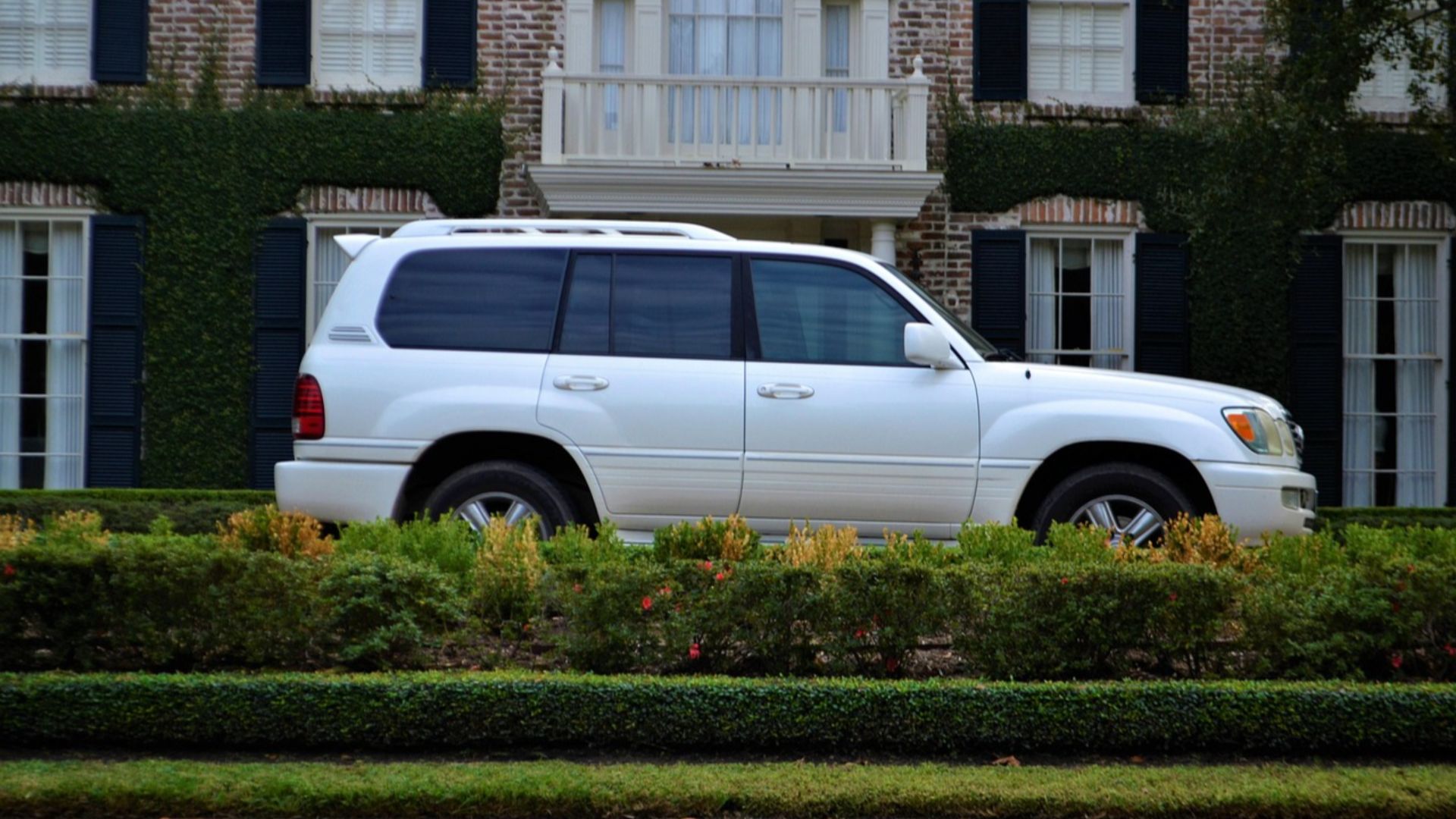 12. Toyota Sequoia