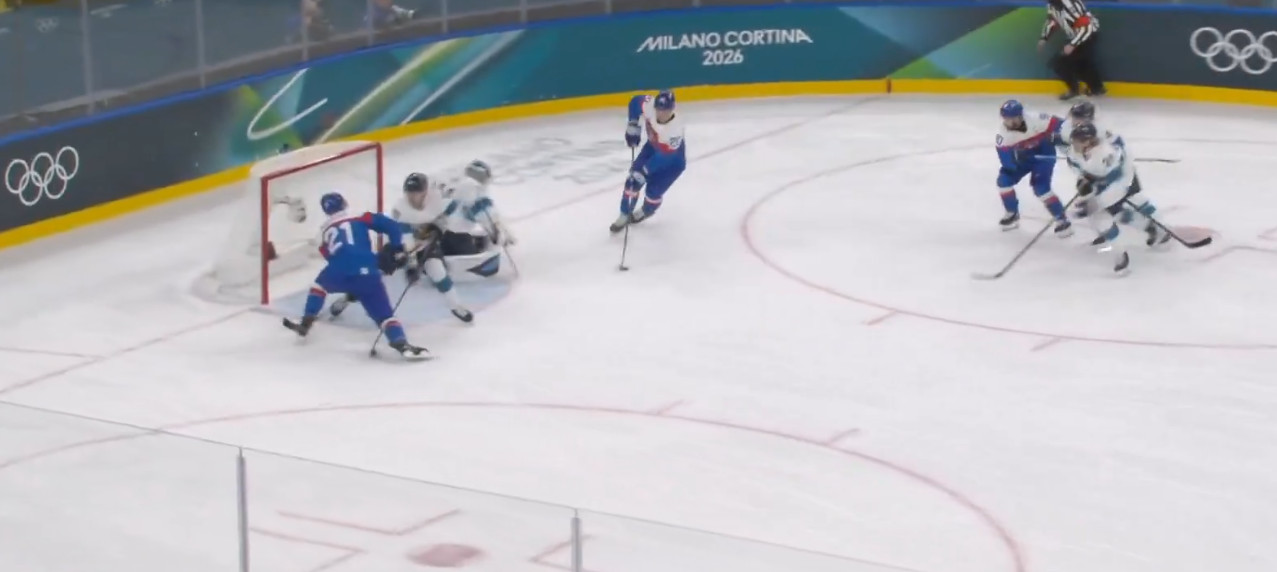 Juraj Slafkovsky scores a star goal at the Olympics