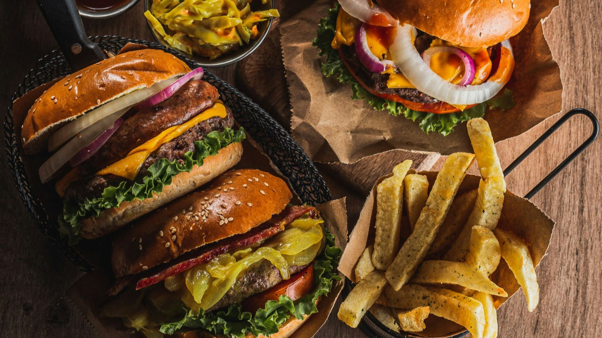 20 aliments qui se marient parfaitement avec la bière (autres que les ailes de poulet)