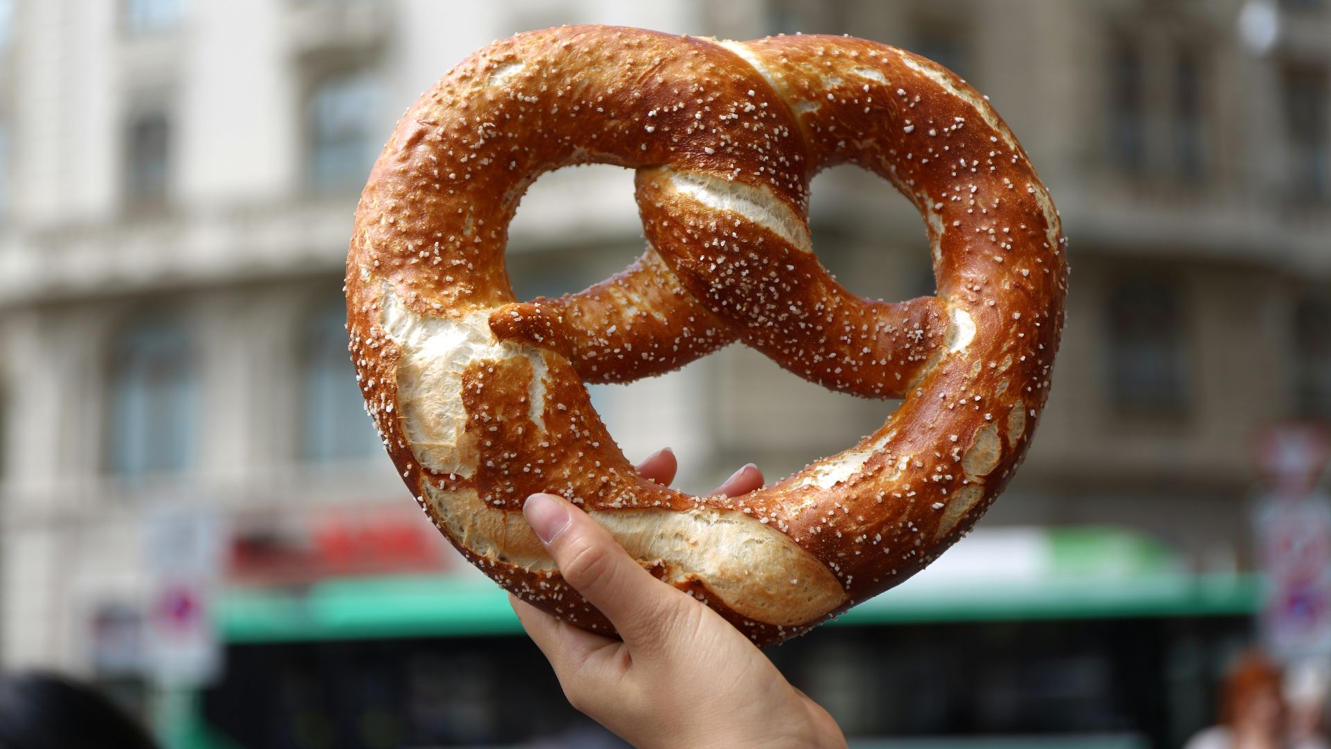1. Bretzels moelleux à la moutarde
