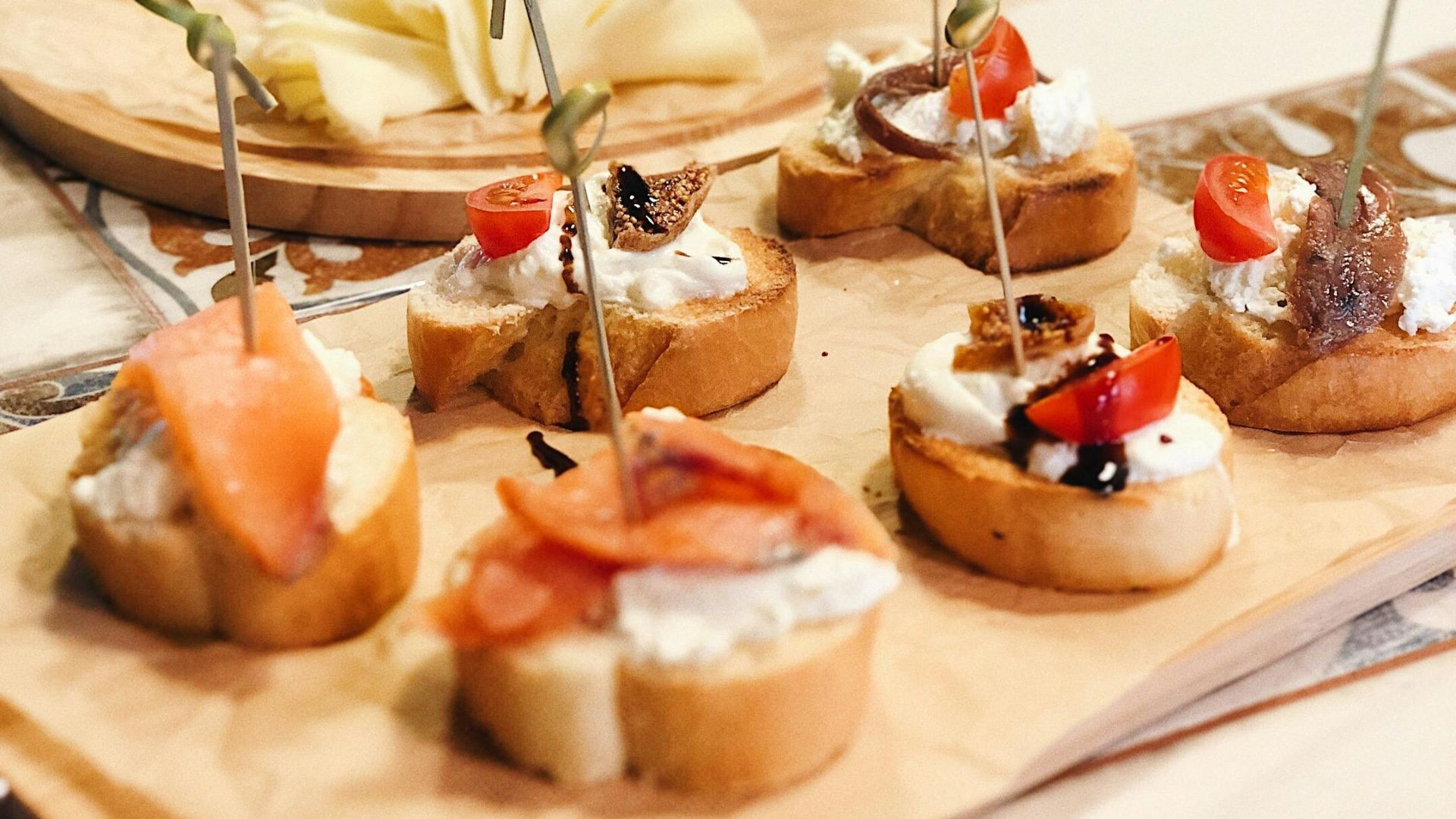 19. Crostini au fromage de chèvre