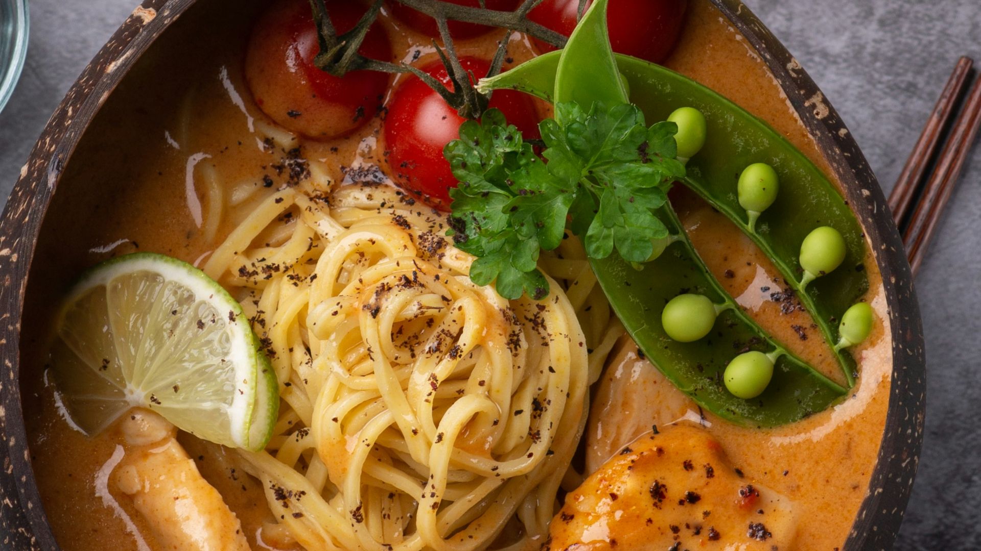 17. Soupe au poulet et aux nouilles maison