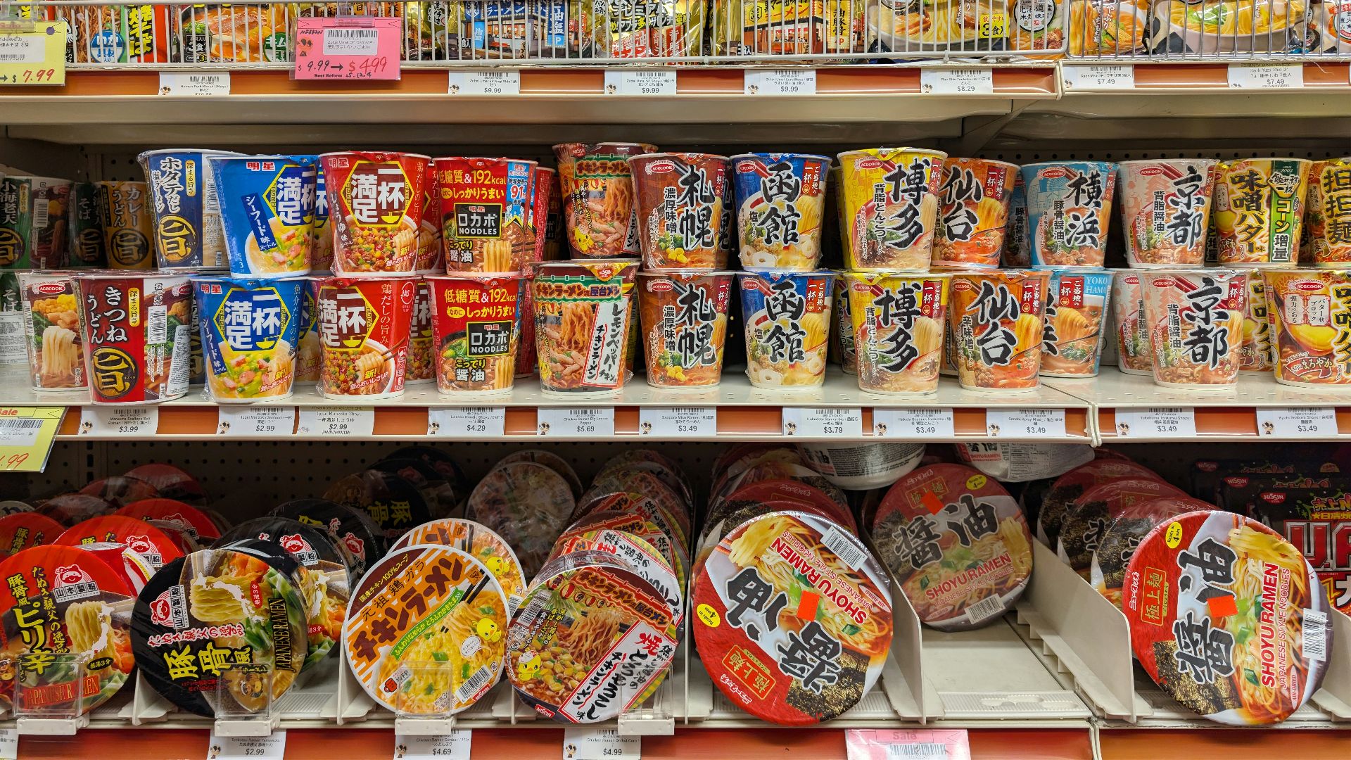 10. Bols de ramen instantanés