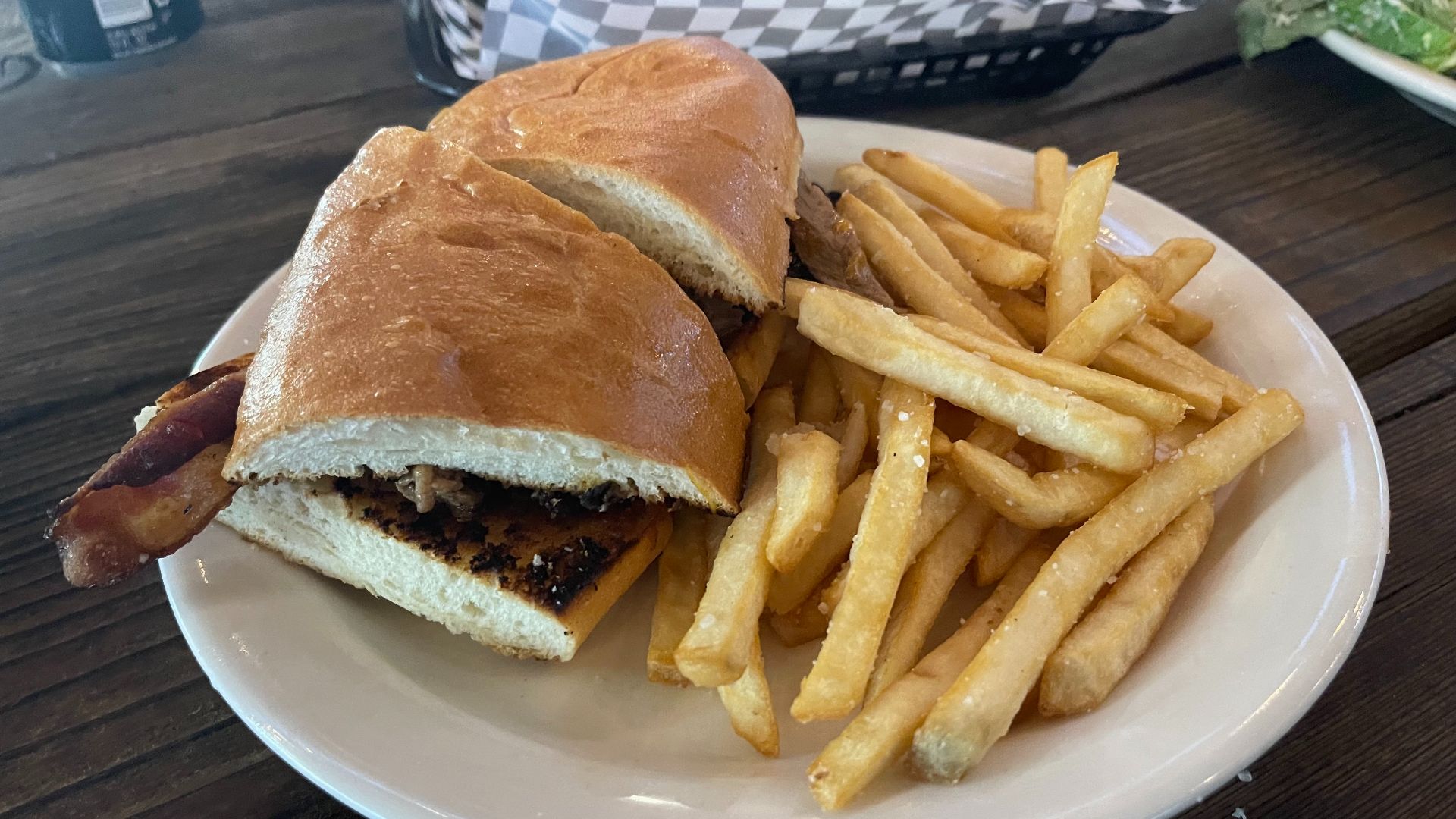 20. Le sandwich californien au tri-tip