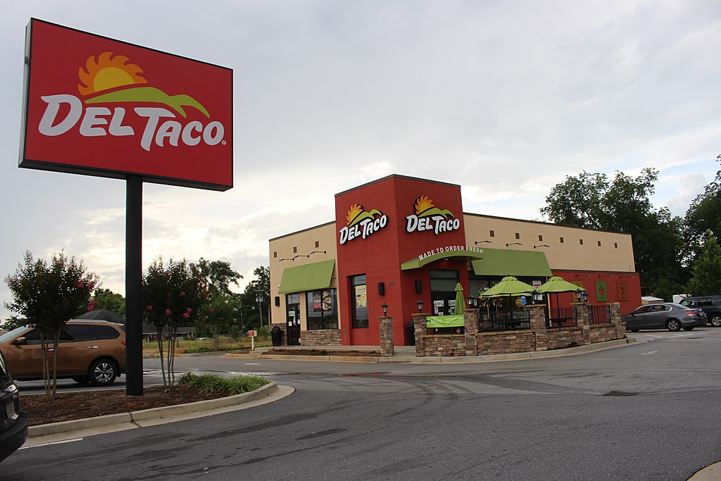 9. Del Taco 