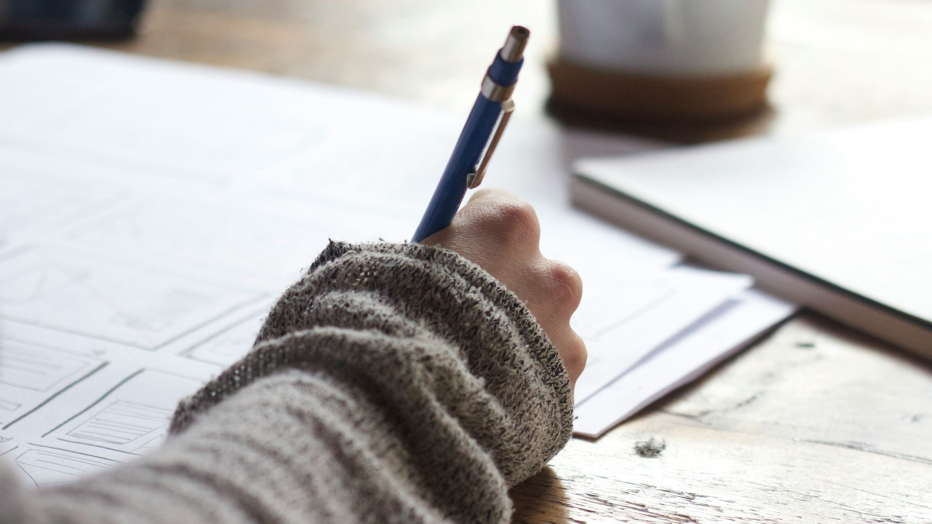8. Mettez vos pensées sur papier, puis cessez de négocier avec elles