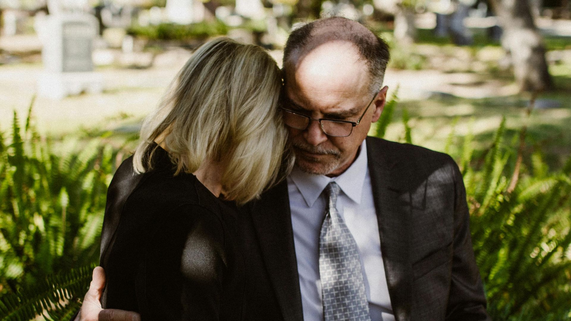 3. Il préfère les relations sans engagement