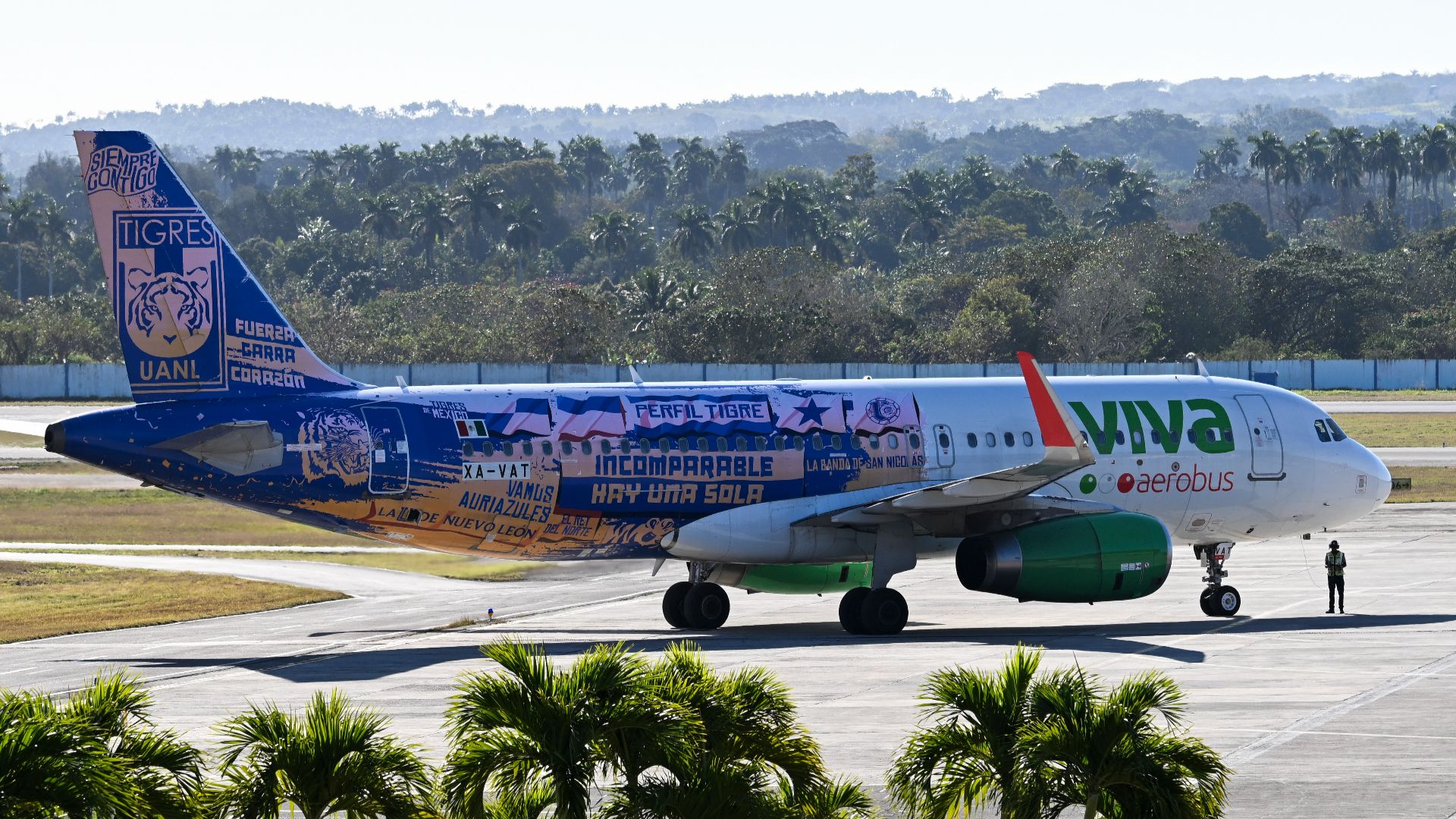 Supplying oil to Cuba