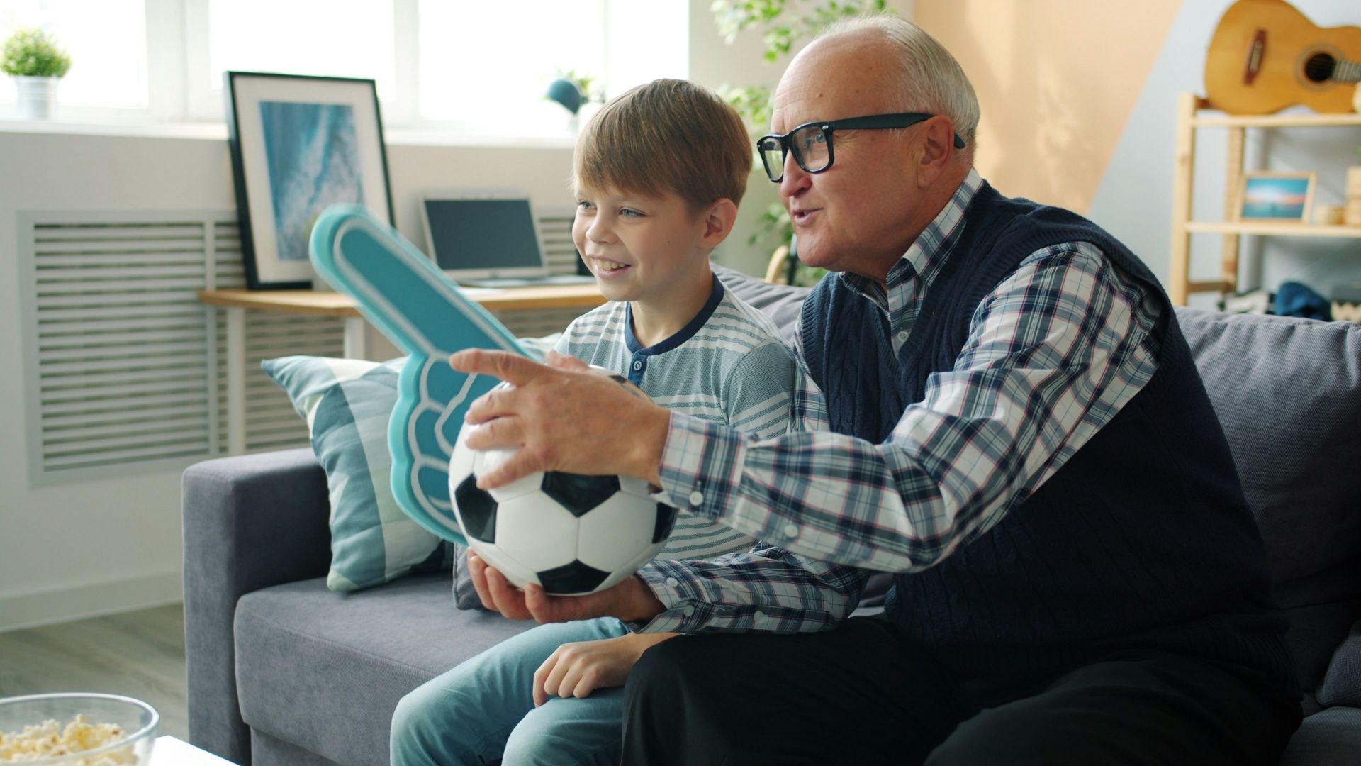 2. Des heures de télévision passive comme mode de garde par défaut
