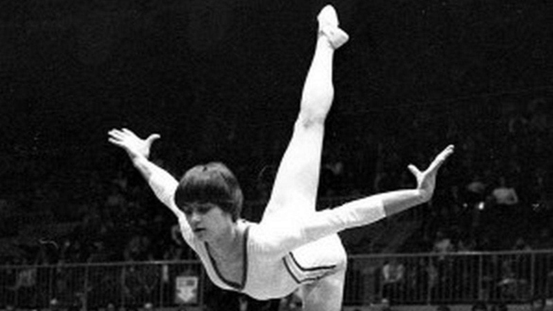 14. Comaneci obtient un dix parfait