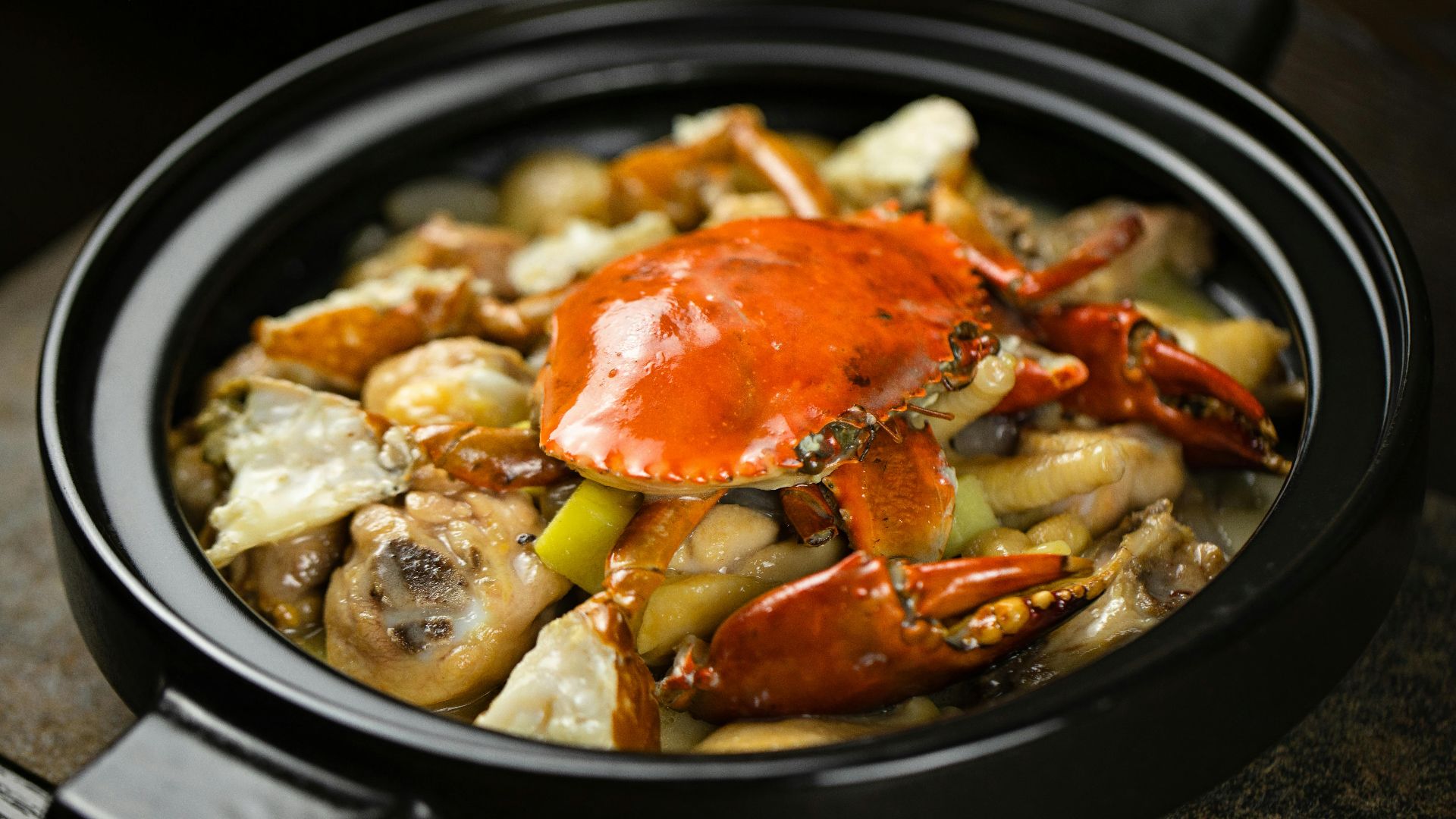 7. Champignons farcis au crabe