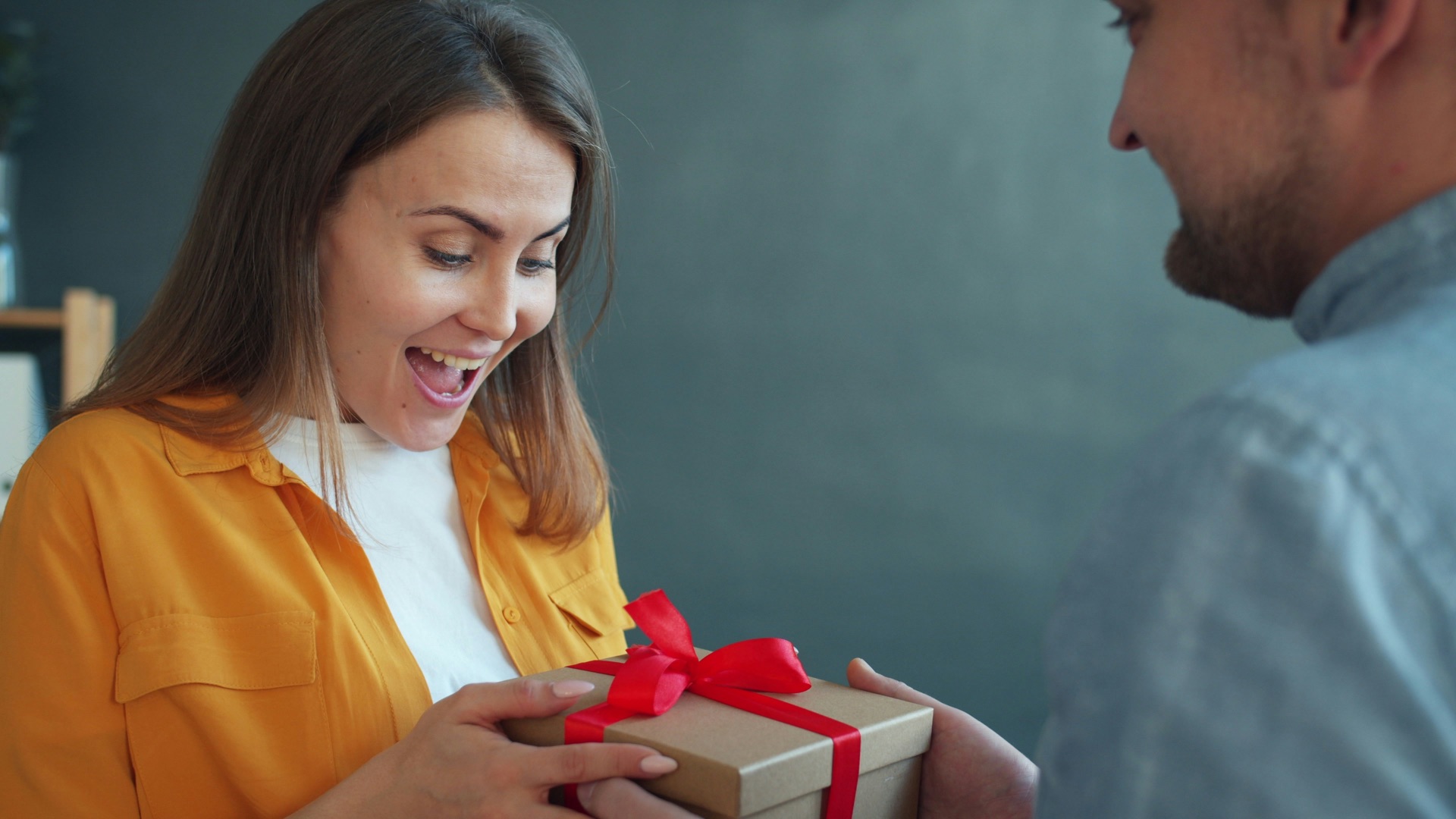11. Échangez des cadeaux attentionnés