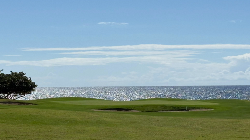 Paradis du golf avec vue sur l'océan