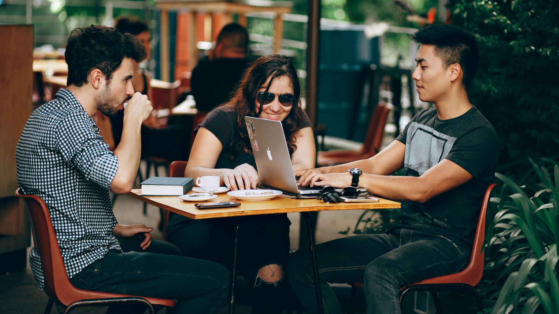 14. Transformer les commentaires en attaques personnelles