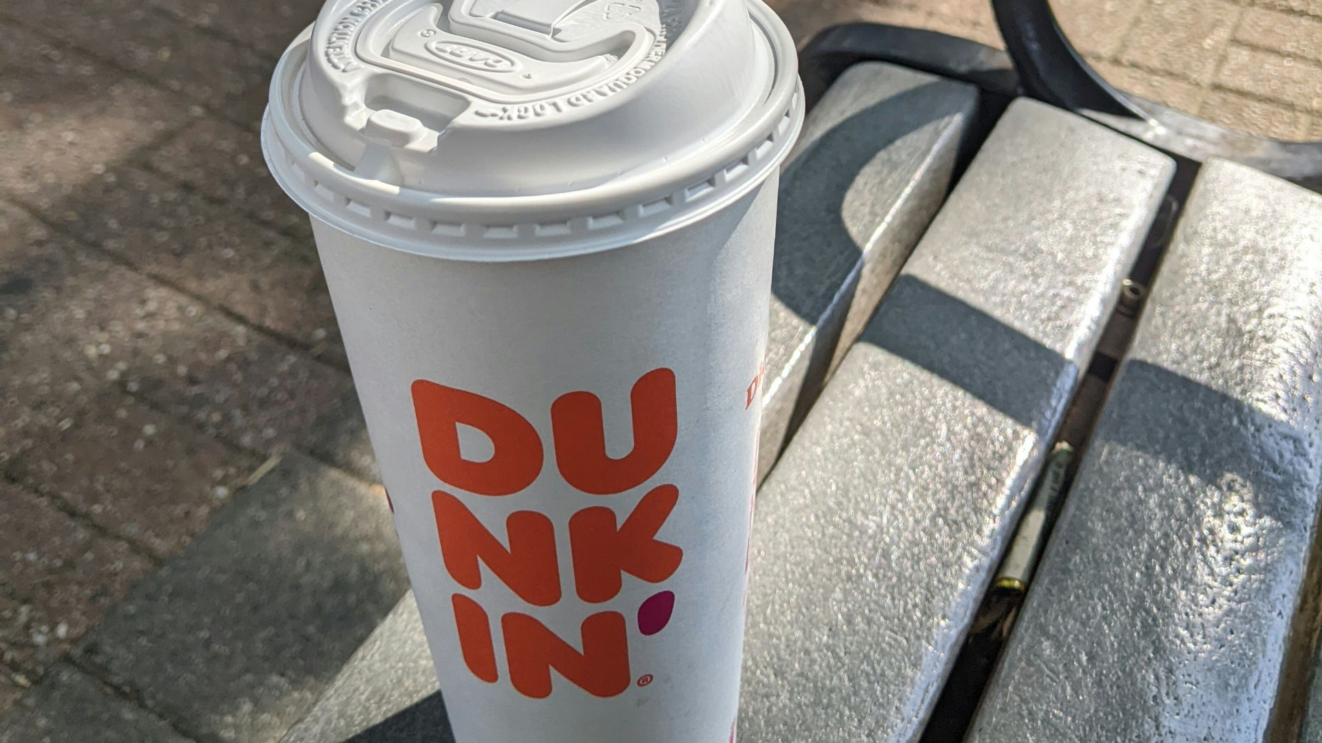 4. Café froid Dunkin' (moyen) — 5 calories