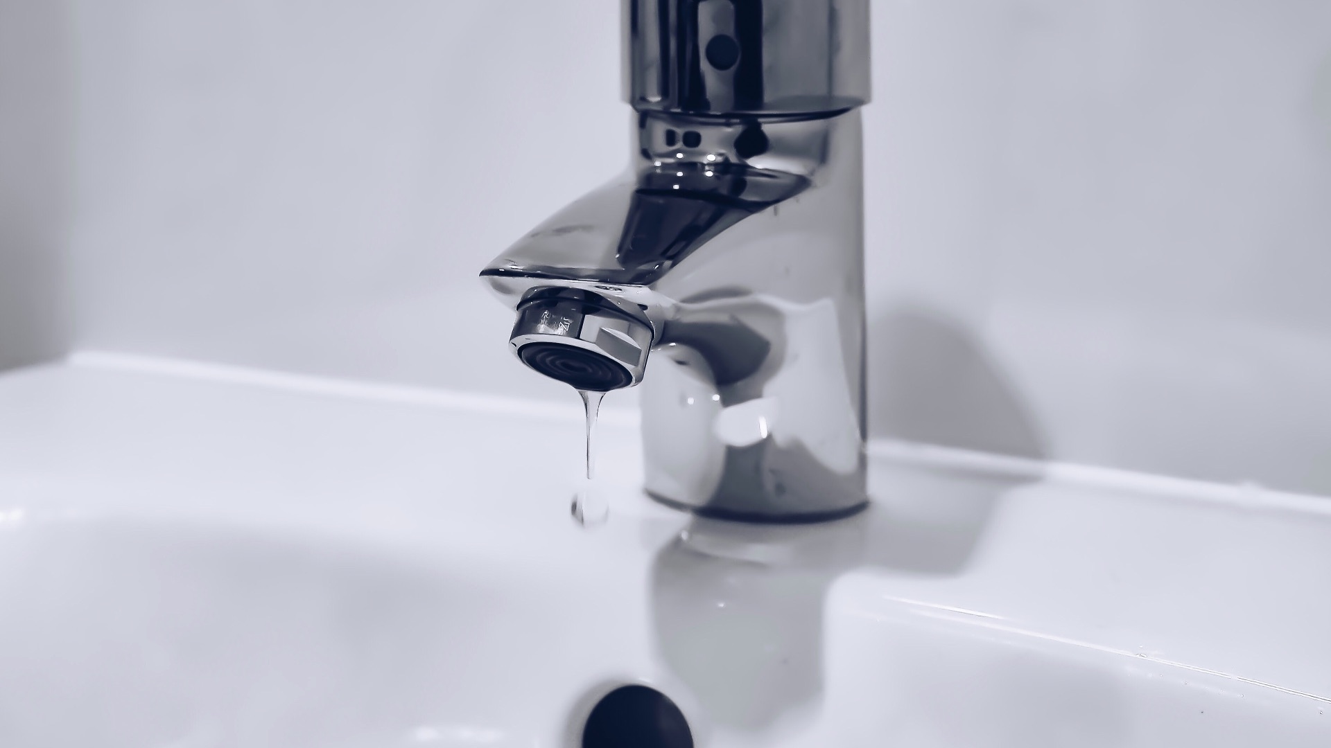4. Utilisation de l'eau du robinet sur les lentilles ou les étuis à lentilles