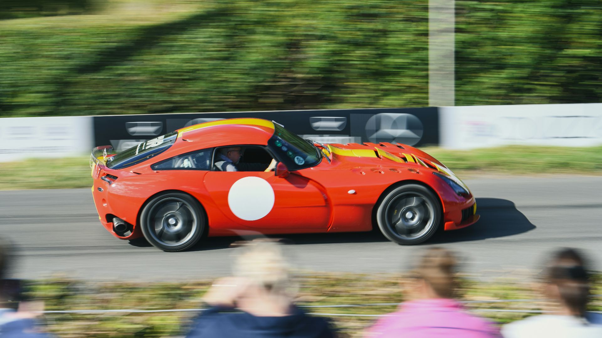 18. Une crédibilité en matière de sport automobile qui se reflète réellement dans les voitures