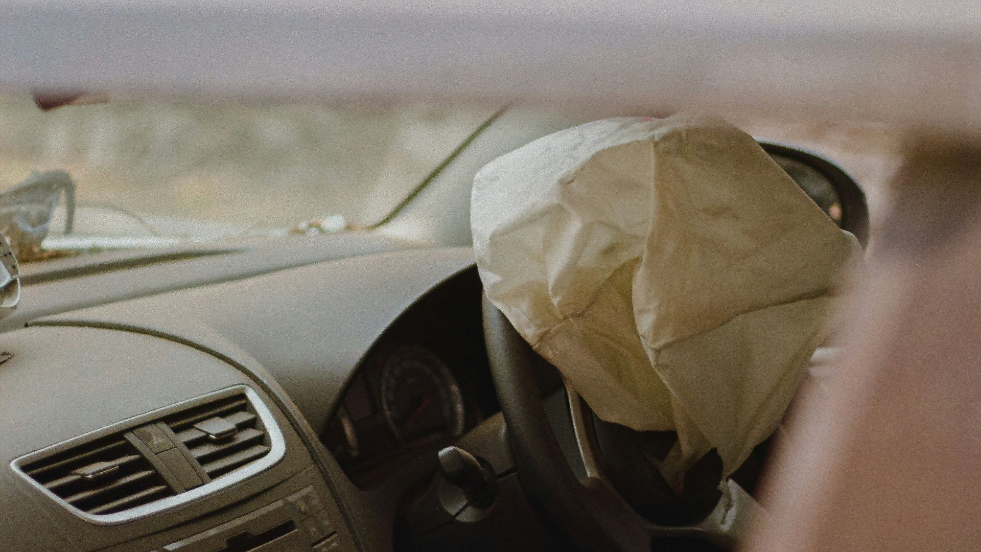 6. Avertissement airbag ou SRS