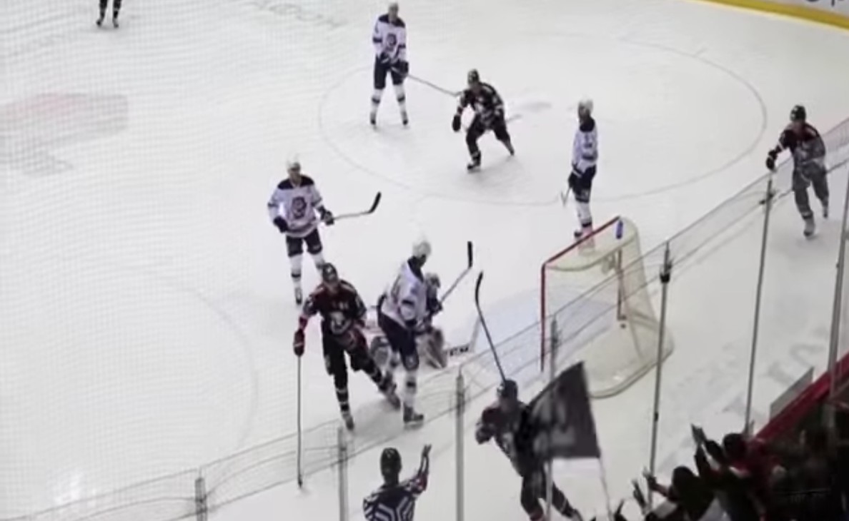 Drone alert in Ukraine: KHL game interrupted (and suspended)