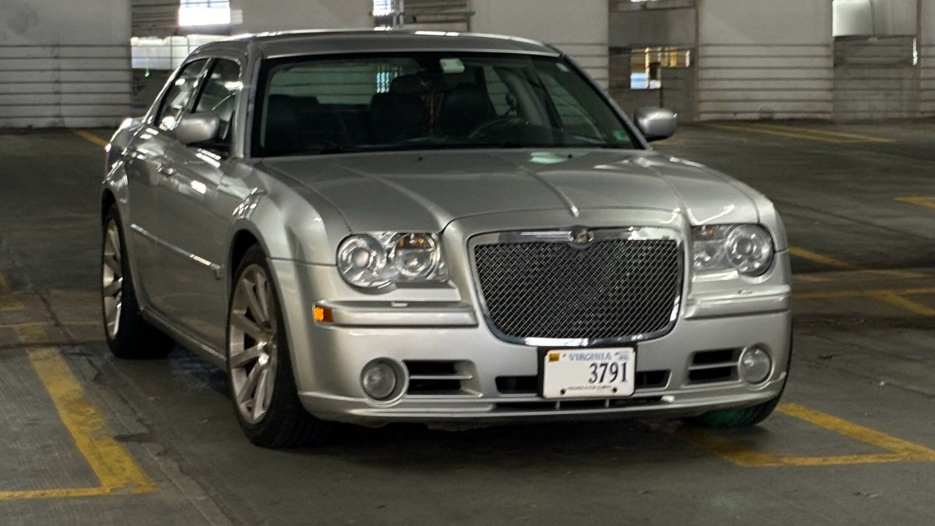 19. Chrysler 300