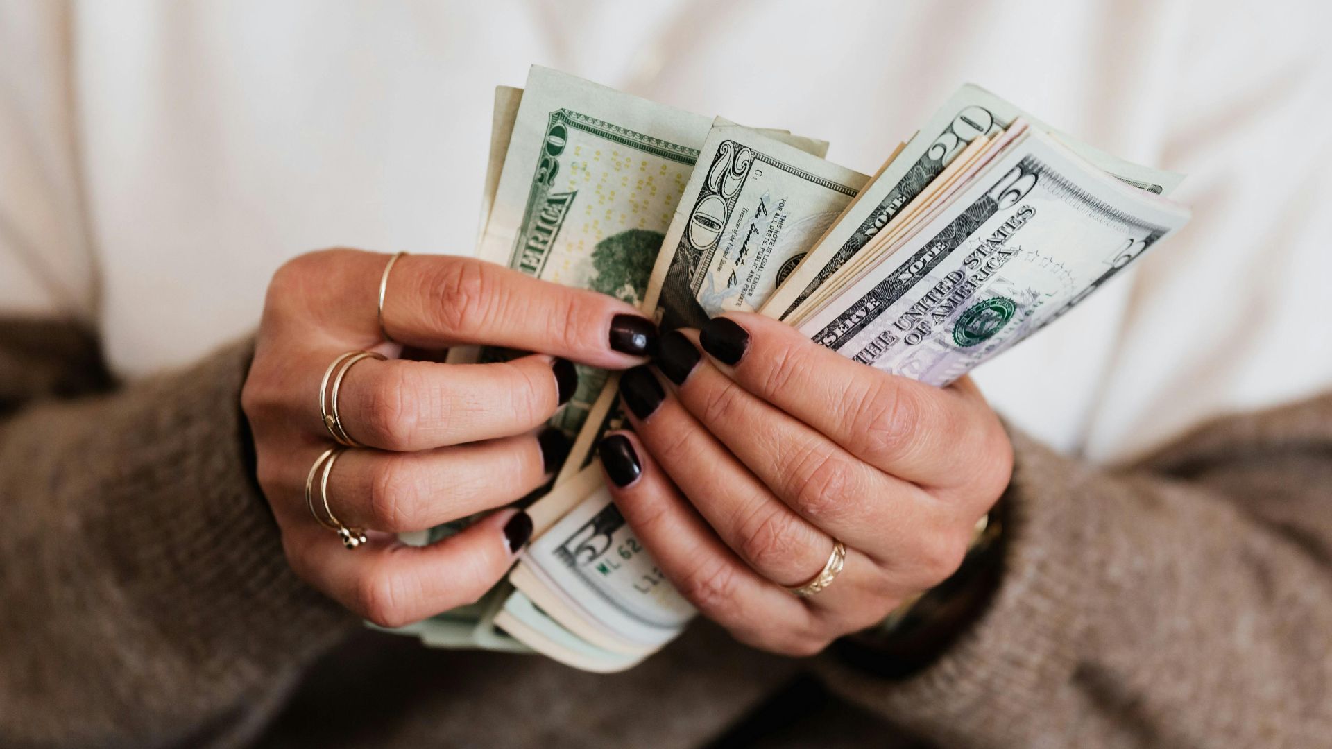 20. Elle considère la gestion financière comme une responsabilité.