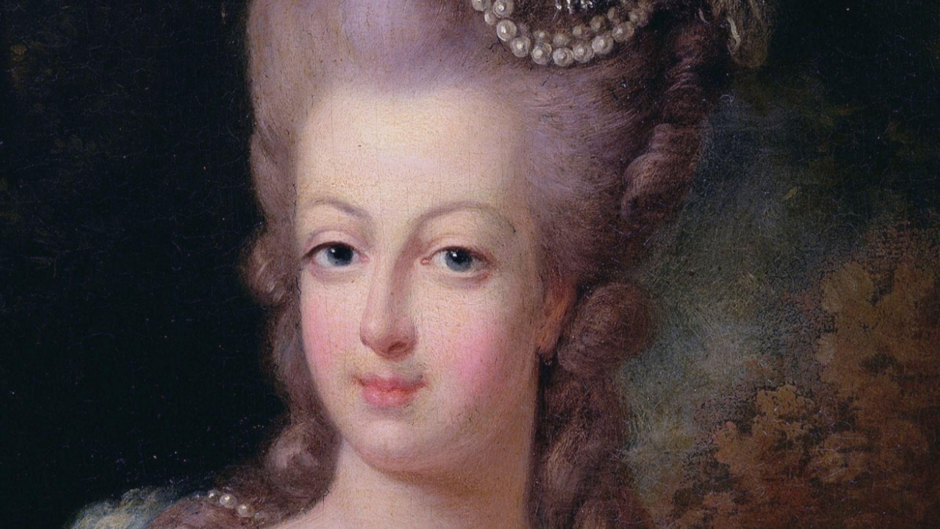 2. Marie-Antoinette – La reine de l'extravagance