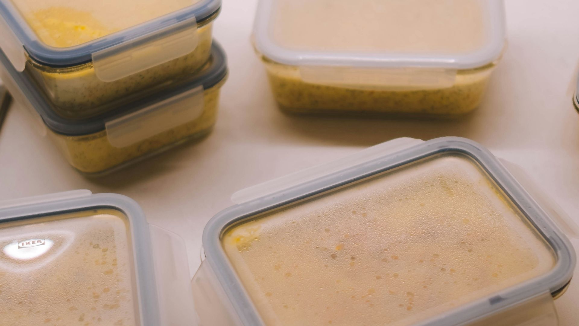 16. Tupperware