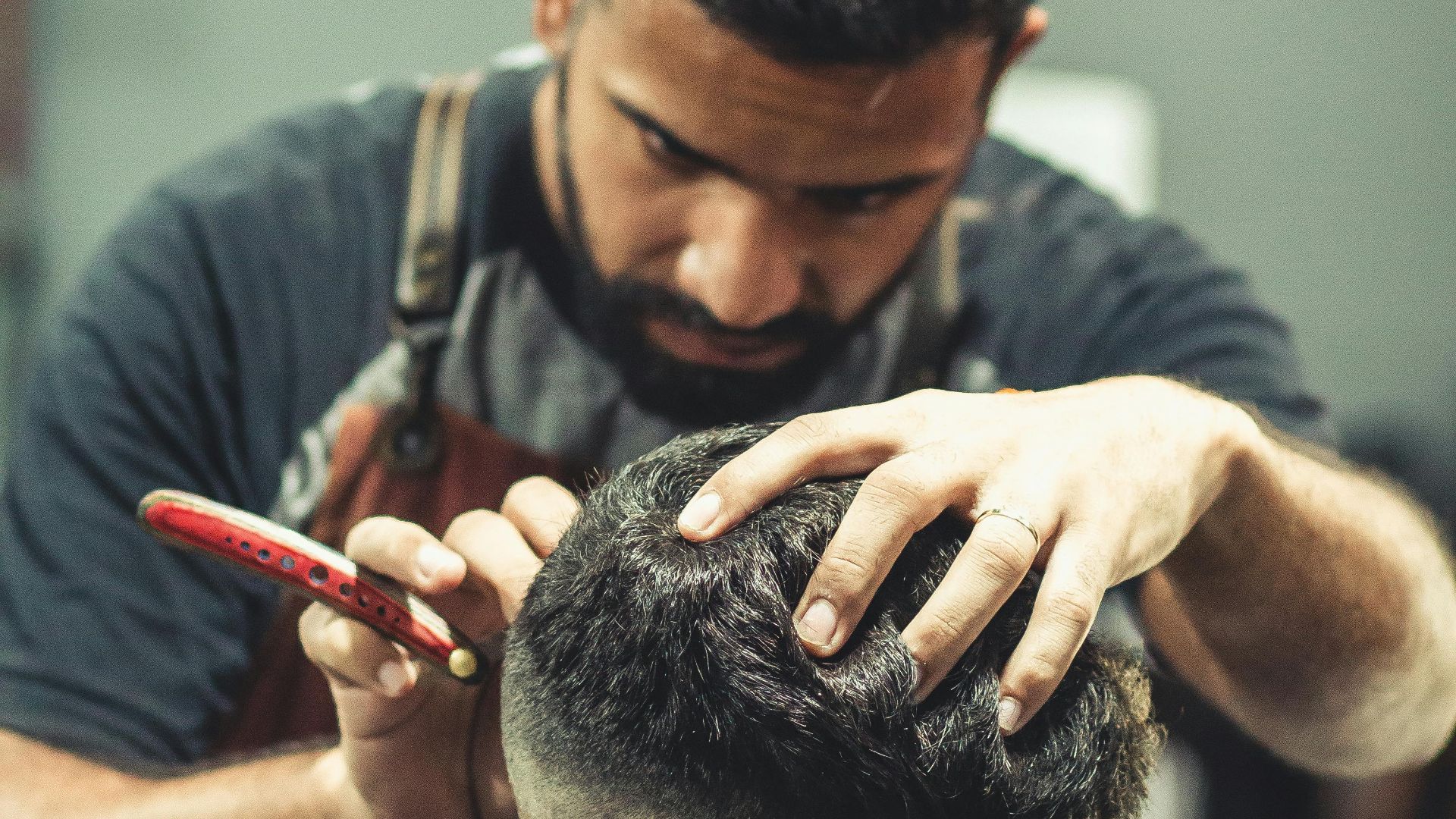 5. Salons de coiffure et petits salons