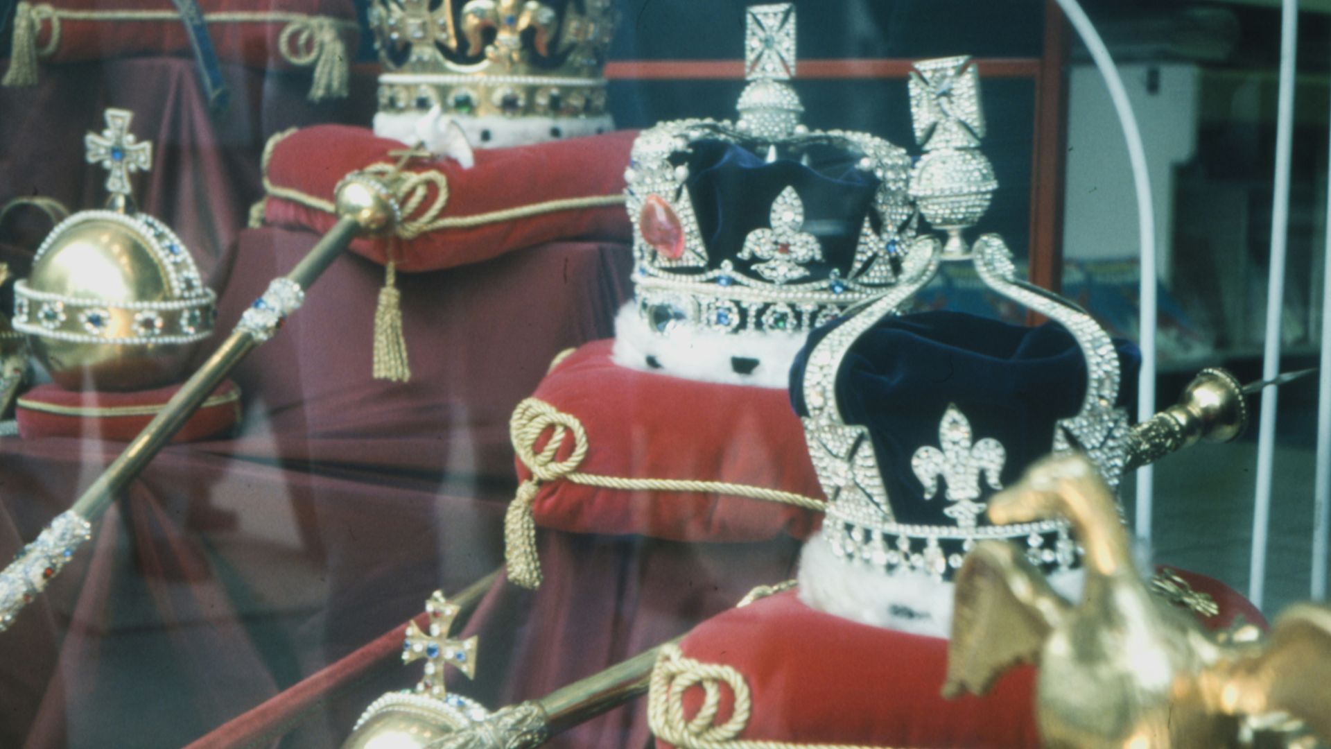 17. Le vol des joyaux de la couronne irlandaise