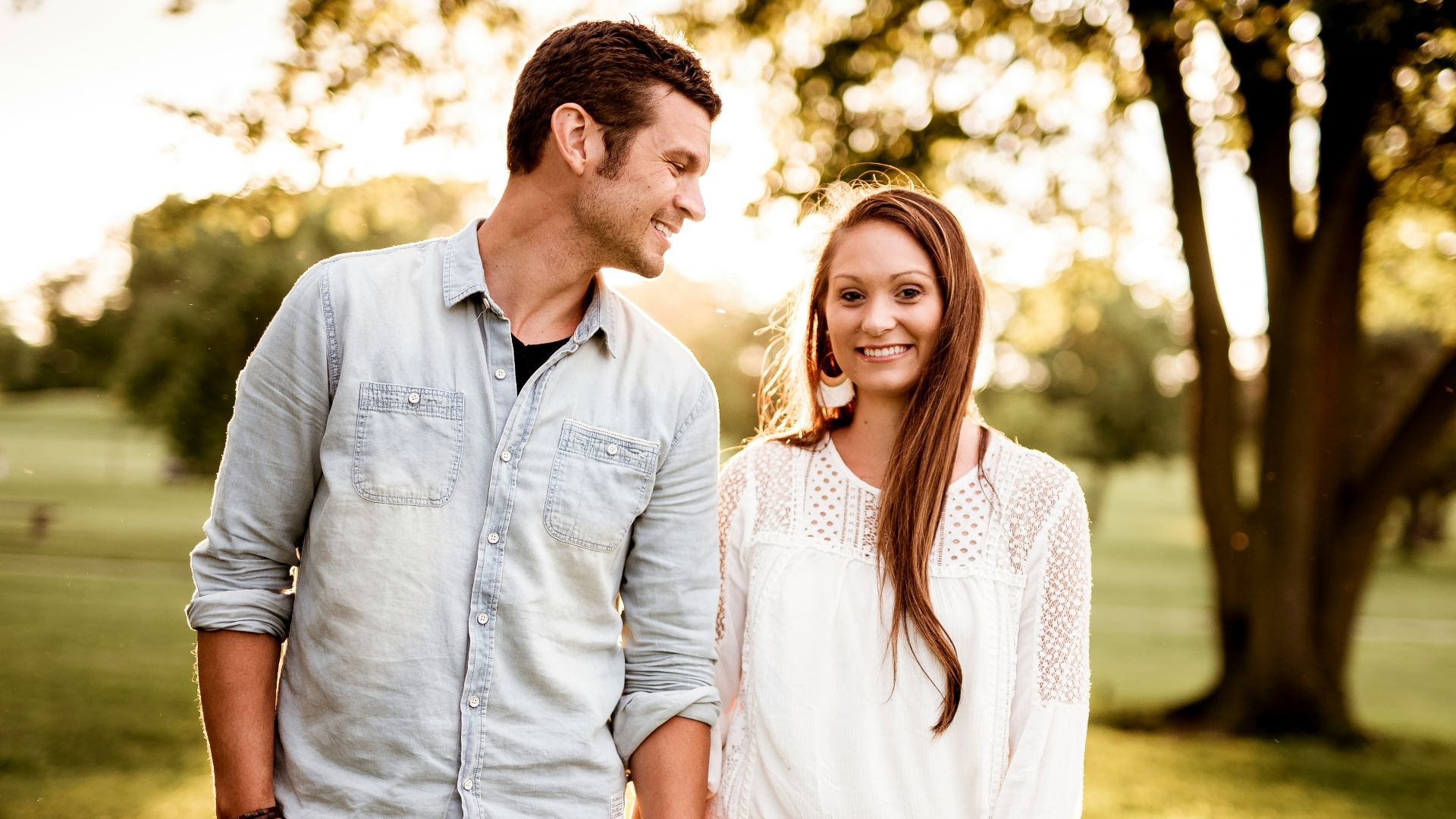 15. Les couples attendent plus longtemps avant de se marier