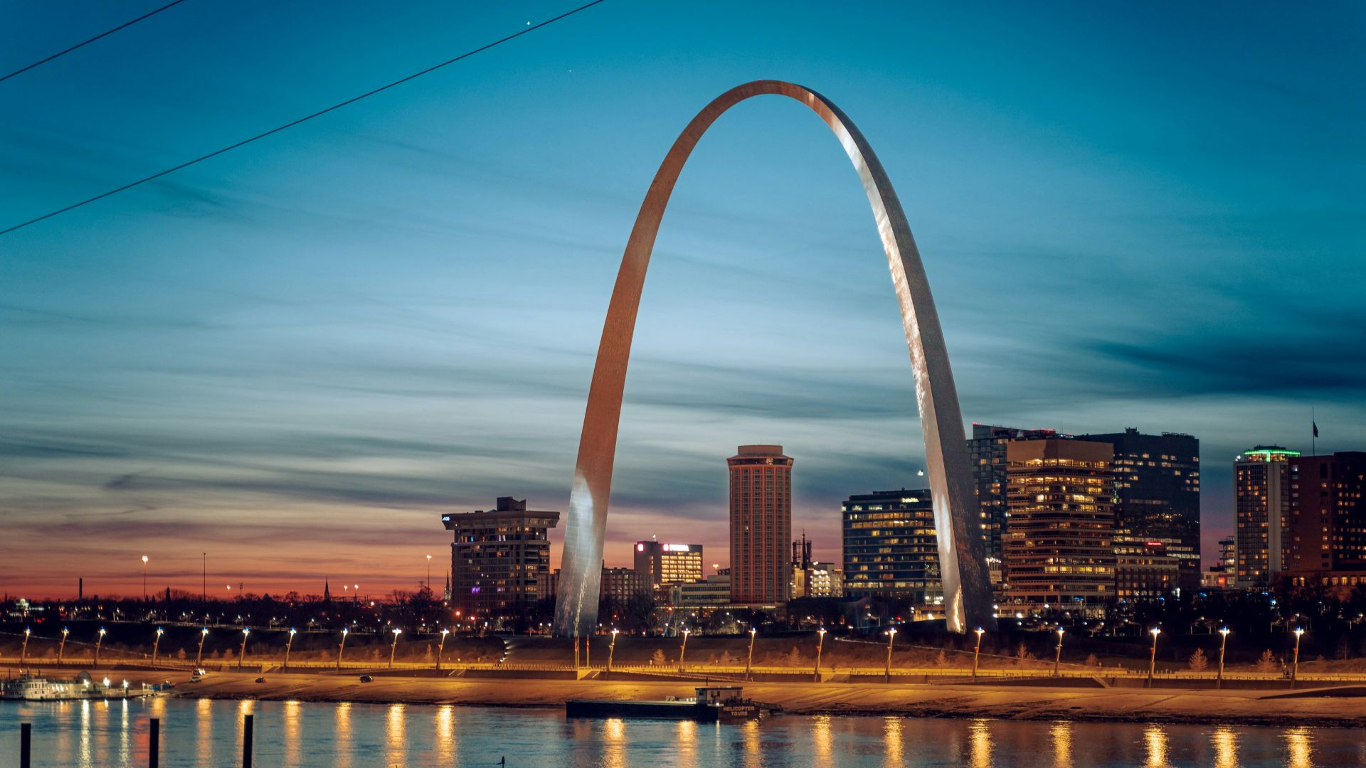 2. Gateway Arch et boucle fluviale depuis Saint-Louis