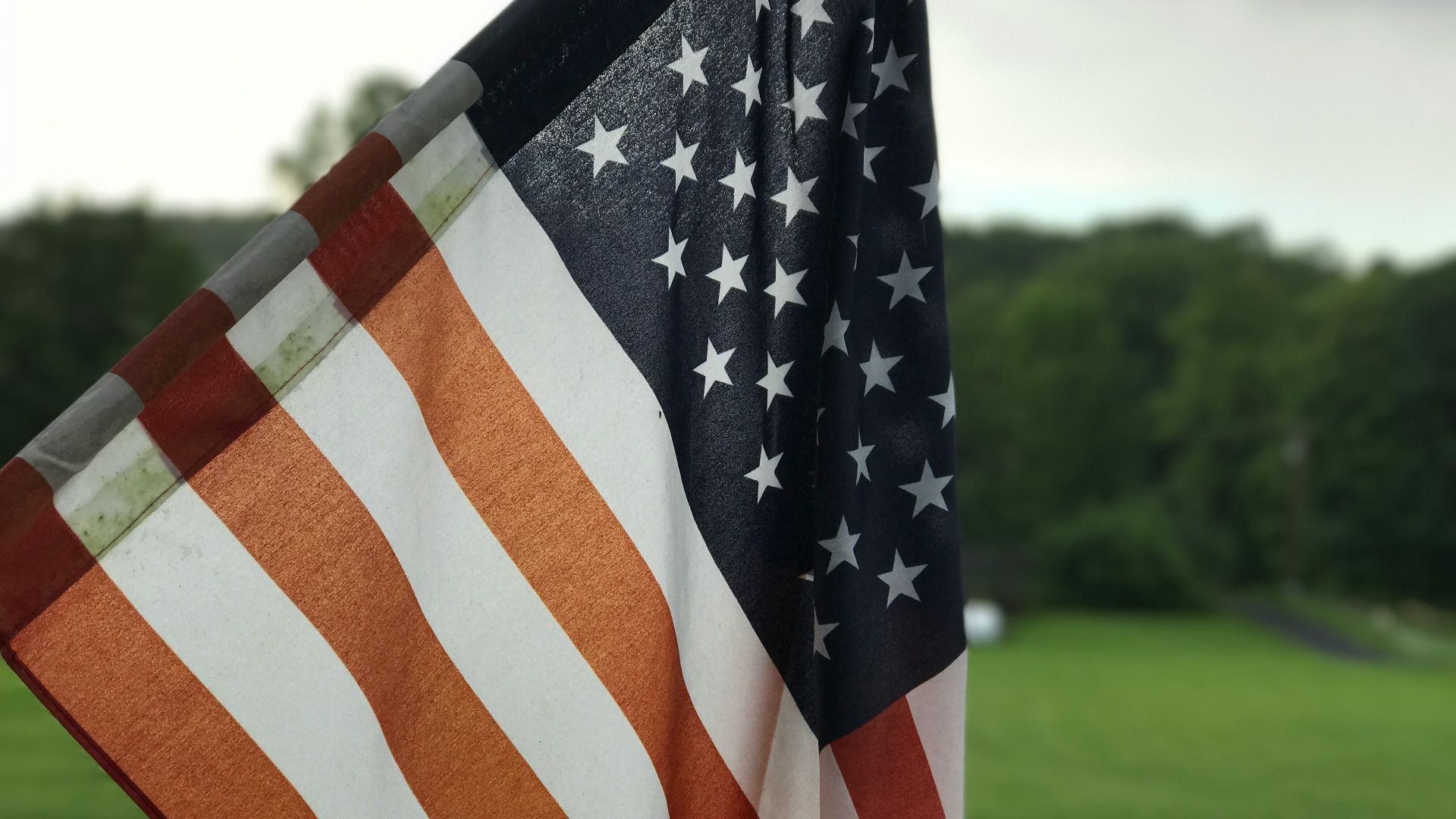 6. Il a menti pour s'engager dans l'armée.