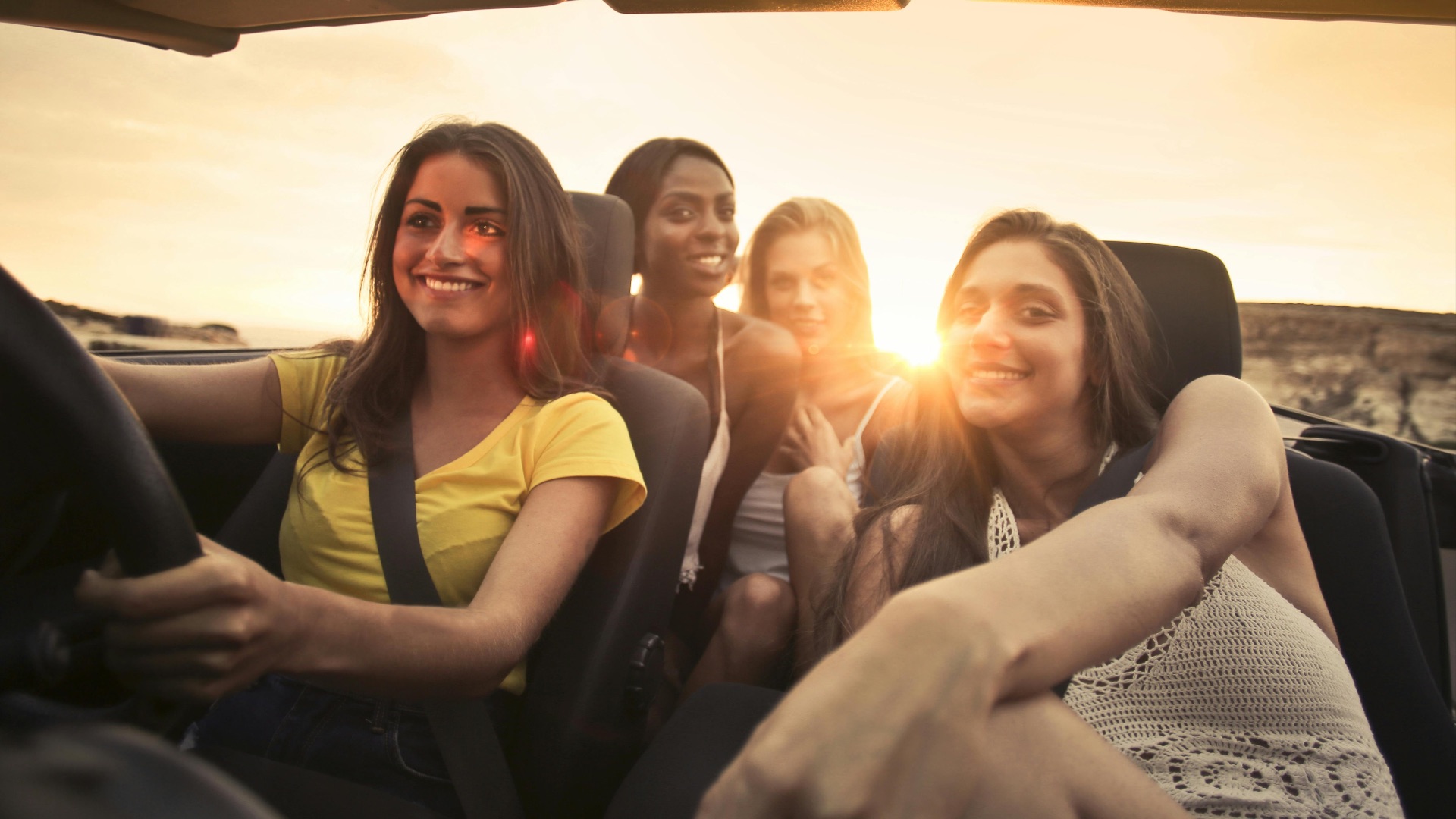 5. Ils agissent différemment avec certains amis