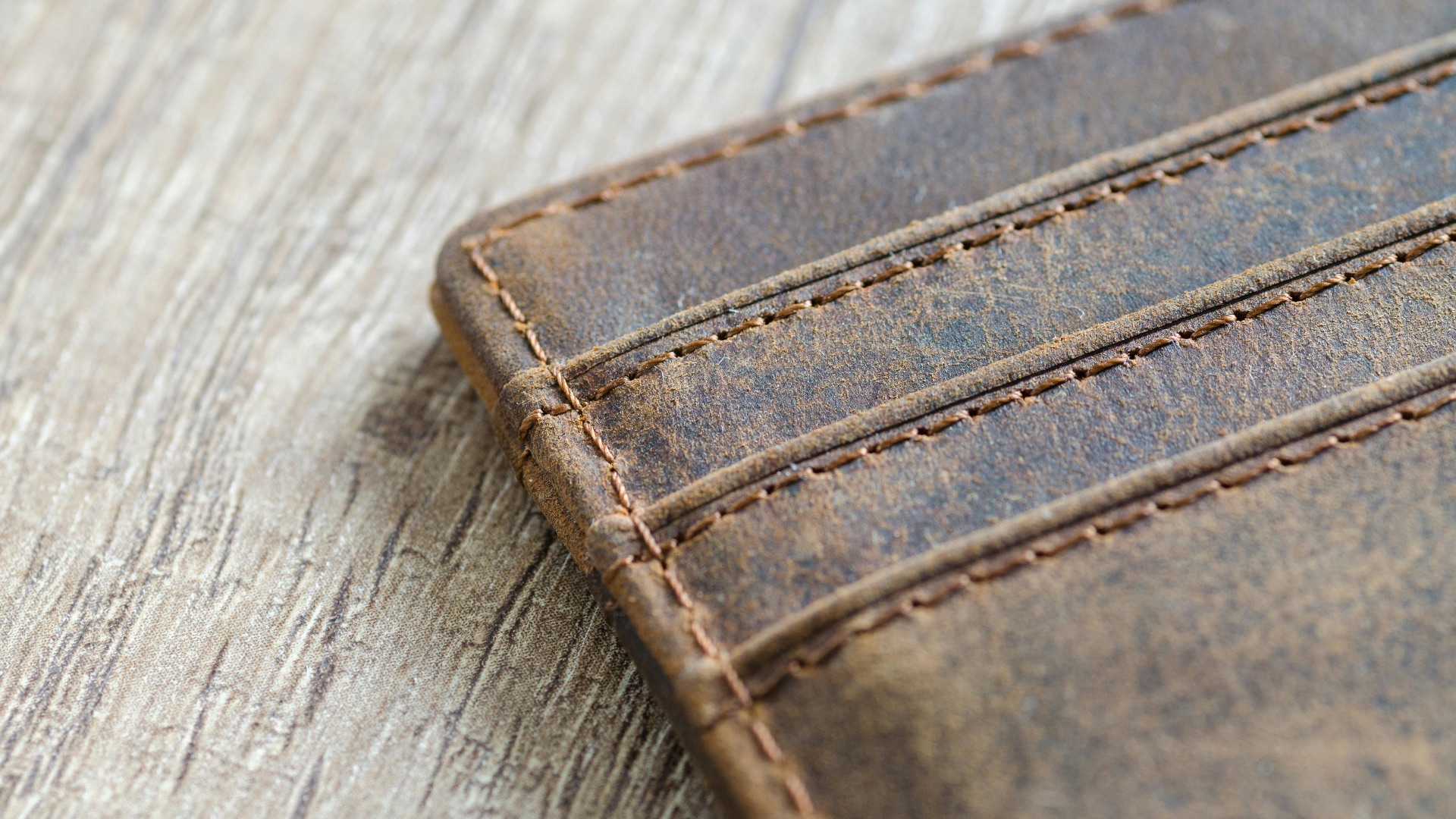 11. Le pager et le portefeuille d'Andrea Haberman