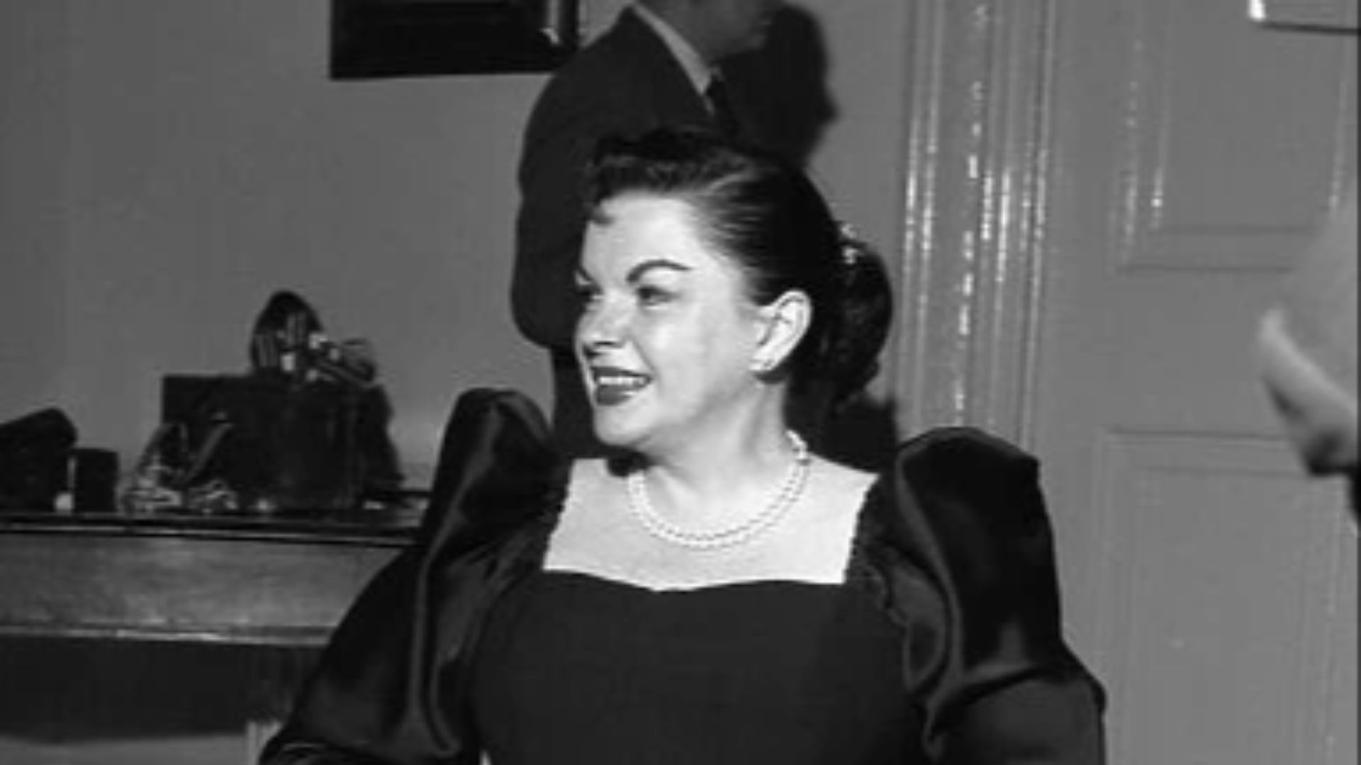 16. Cinq mariages ratés